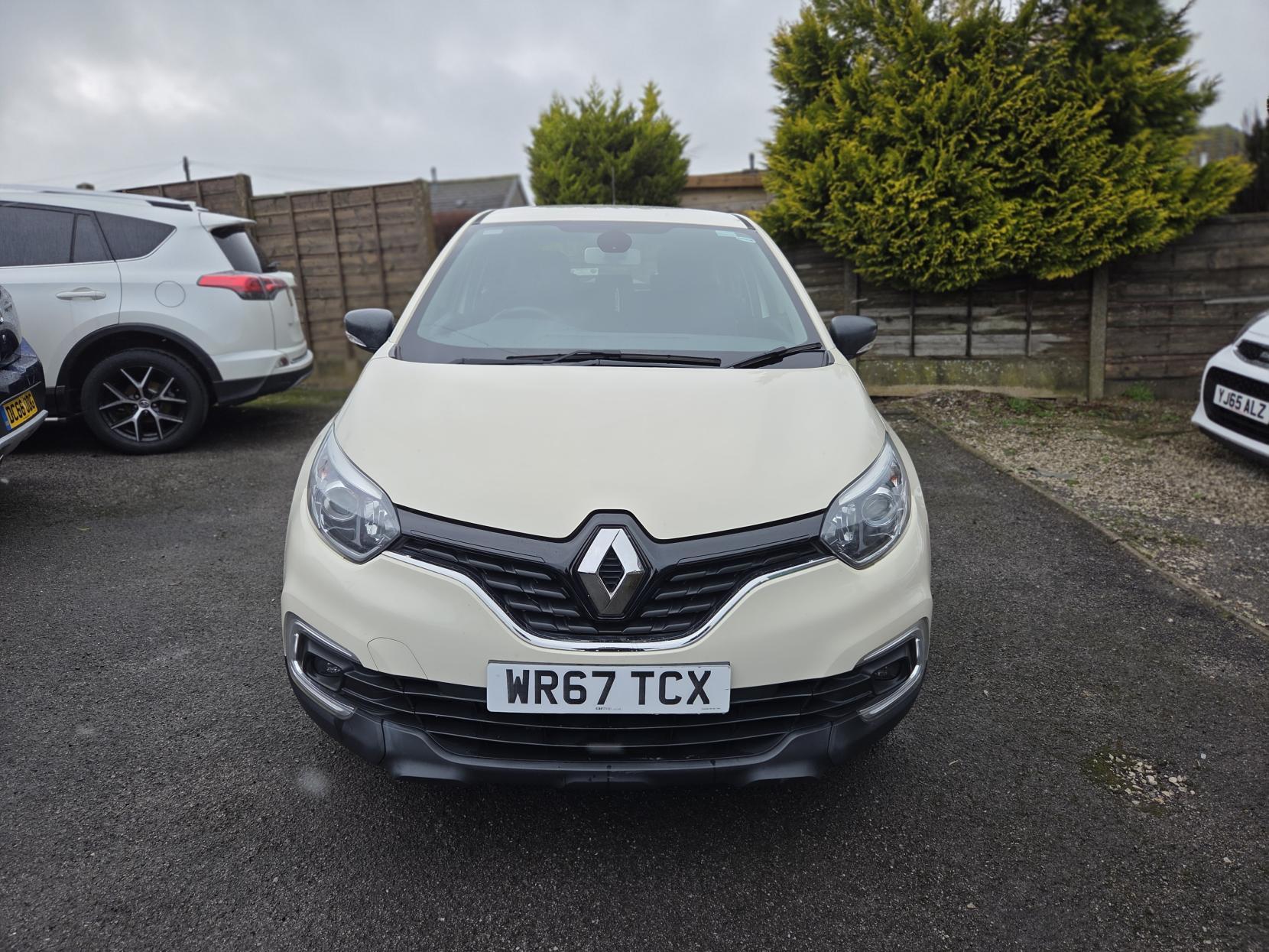 Renault Captur 0.9 TCe ENERGY Dynamique Nav SUV 5dr Petrol Manual Euro 6 (s/s) (90 ps)