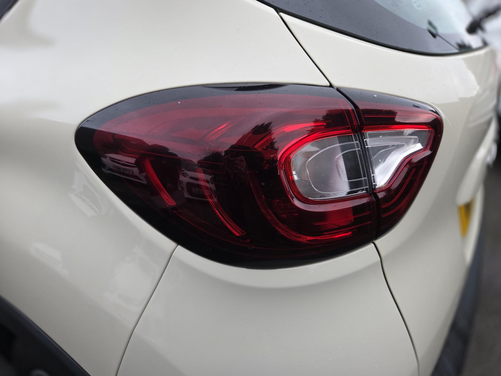 Renault Captur 0.9 TCe ENERGY Dynamique Nav SUV 5dr Petrol Manual Euro 6 (s/s) (90 ps)