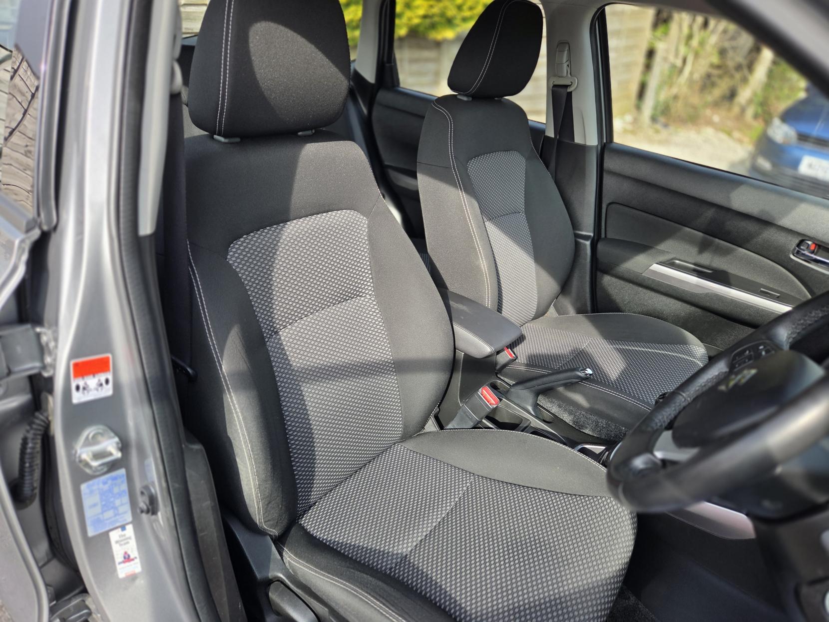 Suzuki Vitara 1.0 Boosterjet SZ4 SUV 5dr Petrol Manual Euro 6 (s/s) (111 ps)