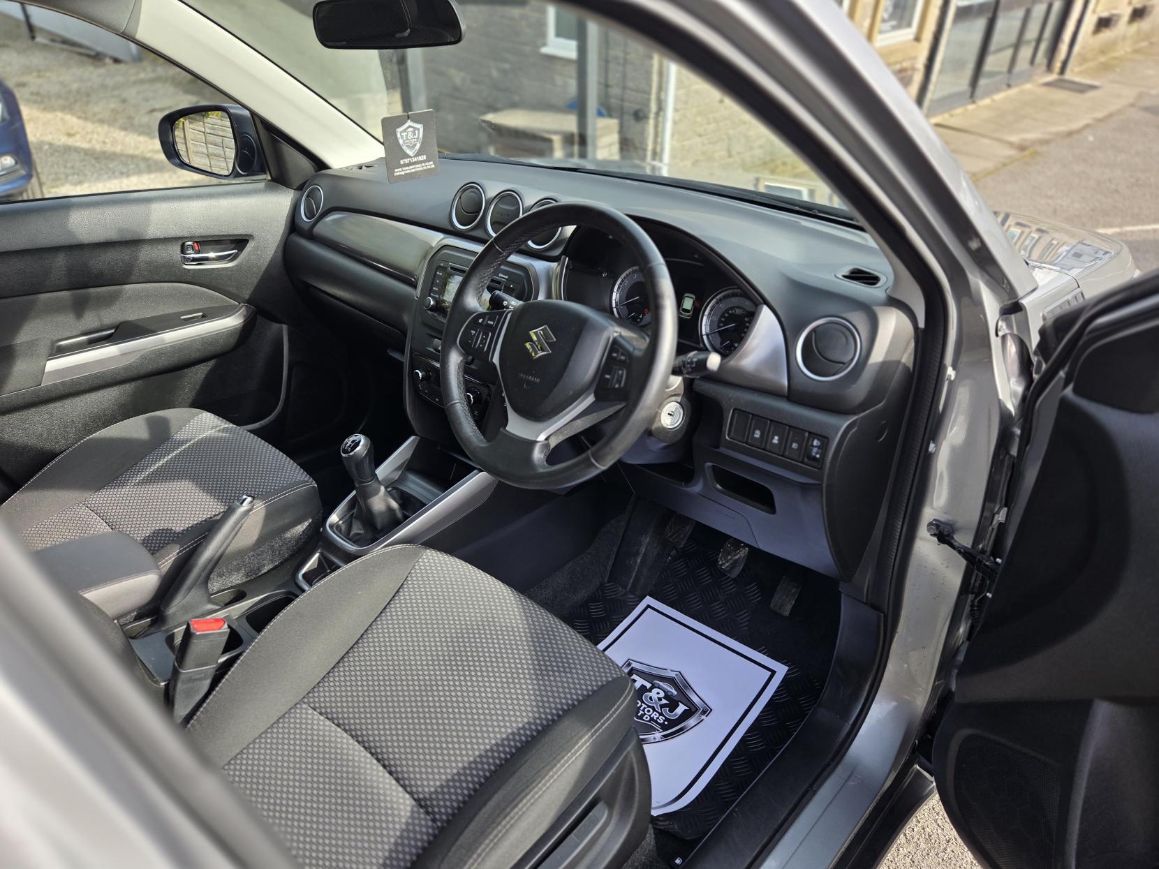 Suzuki Vitara 1.0 Boosterjet SZ4 SUV 5dr Petrol Manual Euro 6 (s/s) (111 ps)
