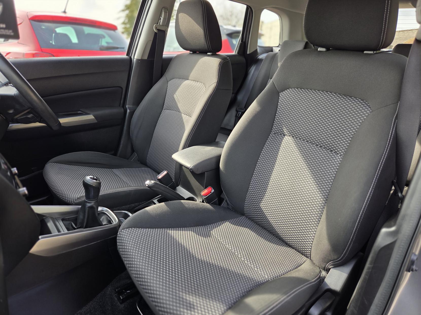 Suzuki Vitara 1.0 Boosterjet SZ4 SUV 5dr Petrol Manual Euro 6 (s/s) (111 ps)