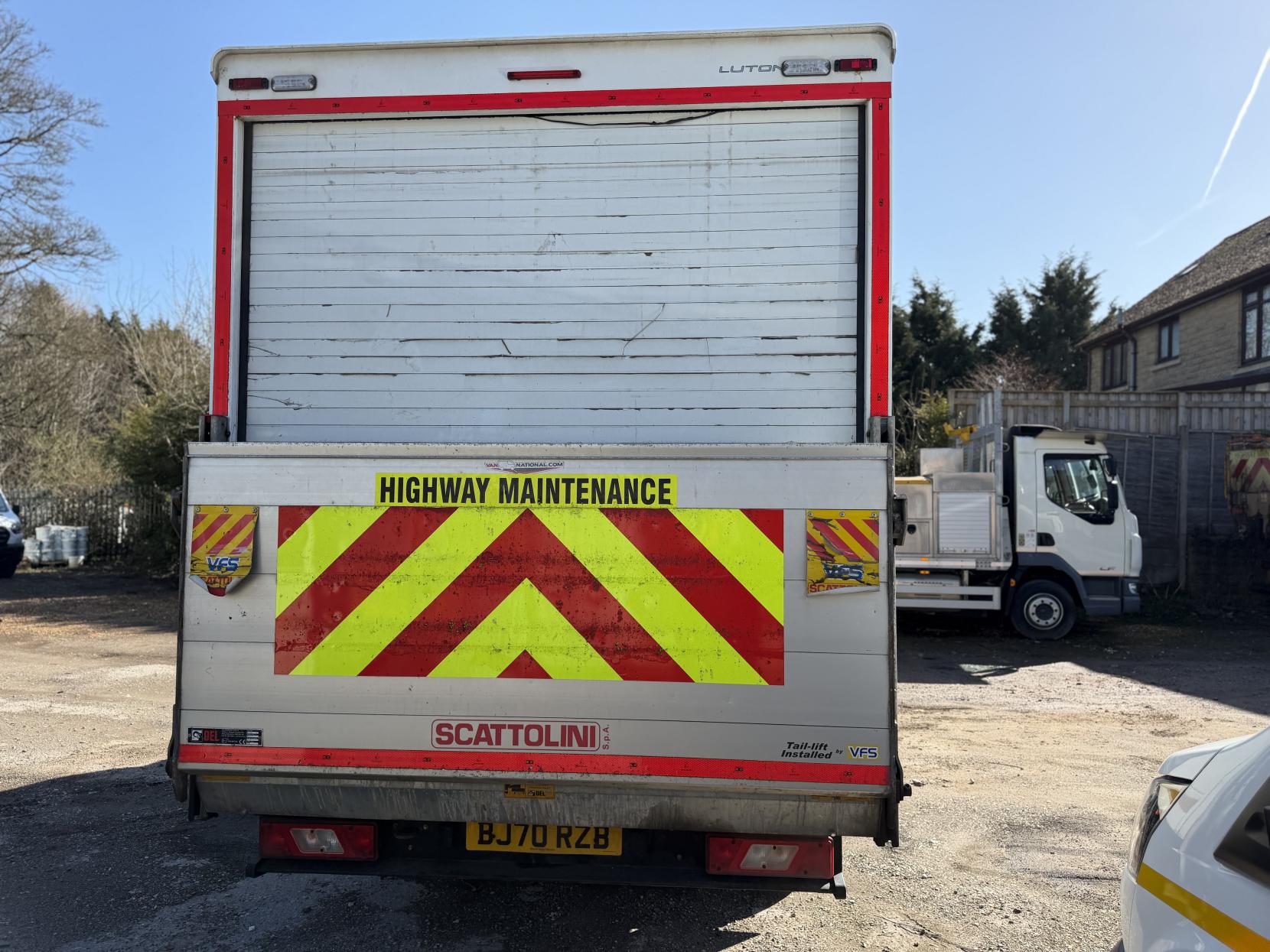 Ford Transit 2.0 350 EcoBlue Leader Chassis Cab 2dr Diesel Manual RWD L4 Euro 6 (s/s) (130 ps)