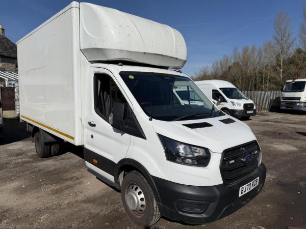 Ford Transit 2.0 350 EcoBlue Leader Chassis Cab 2dr Diesel Manual RWD L4 Euro 6 (s/s) (130 ps)