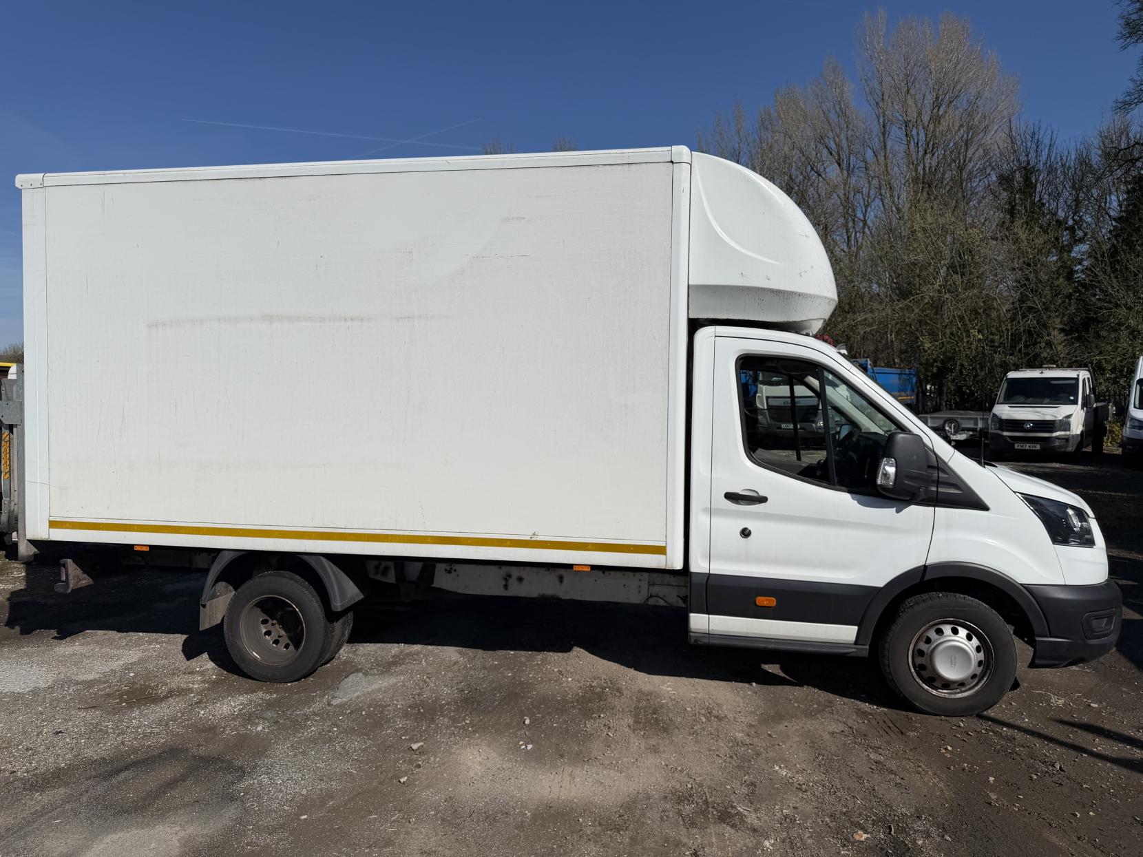 Ford Transit 2.0 350 EcoBlue Leader Chassis Cab 2dr Diesel Manual RWD L4 Euro 6 (s/s) (130 ps)