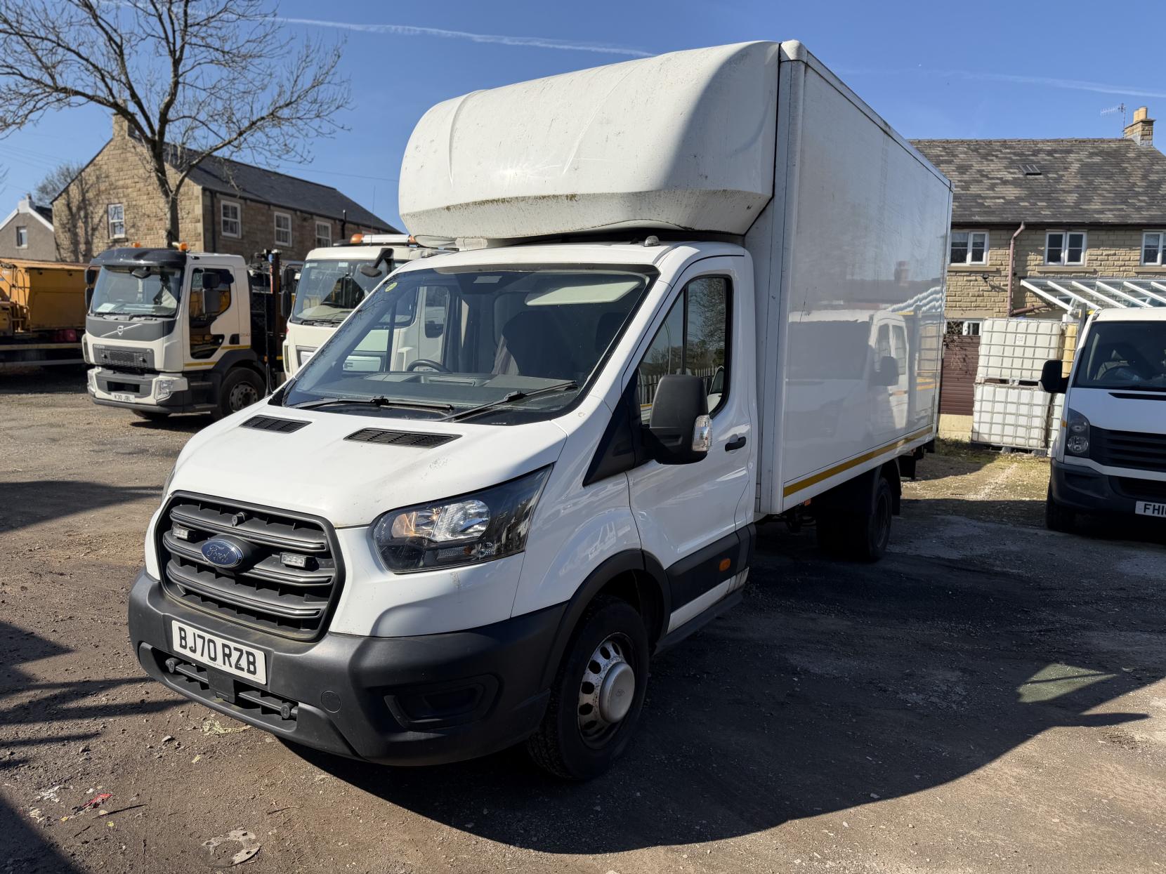 Ford Transit 2.0 350 EcoBlue Leader Chassis Cab 2dr Diesel Manual RWD L4 Euro 6 (s/s) (130 ps)