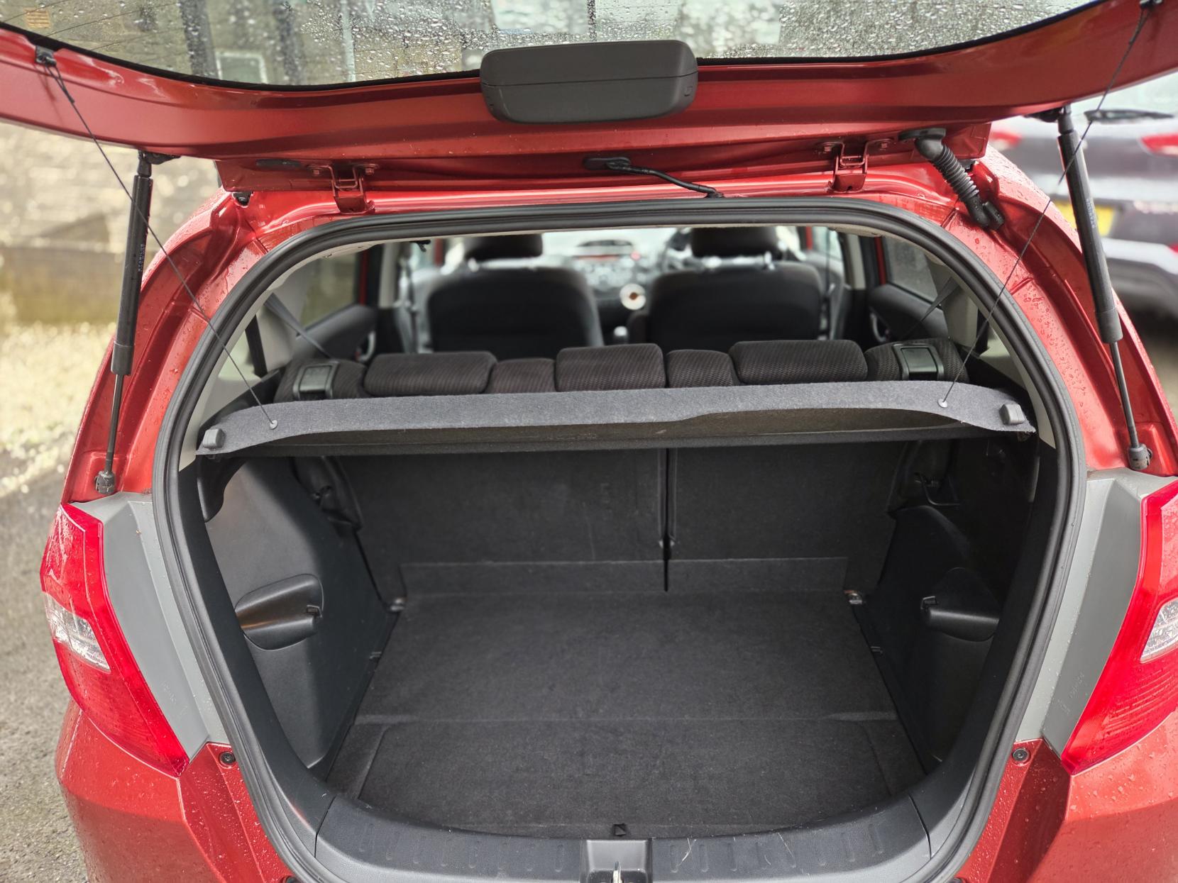 Honda Jazz 1.4 i-VTEC ES Plus Hatchback 5dr Petrol Manual Euro 5 (99 ps)