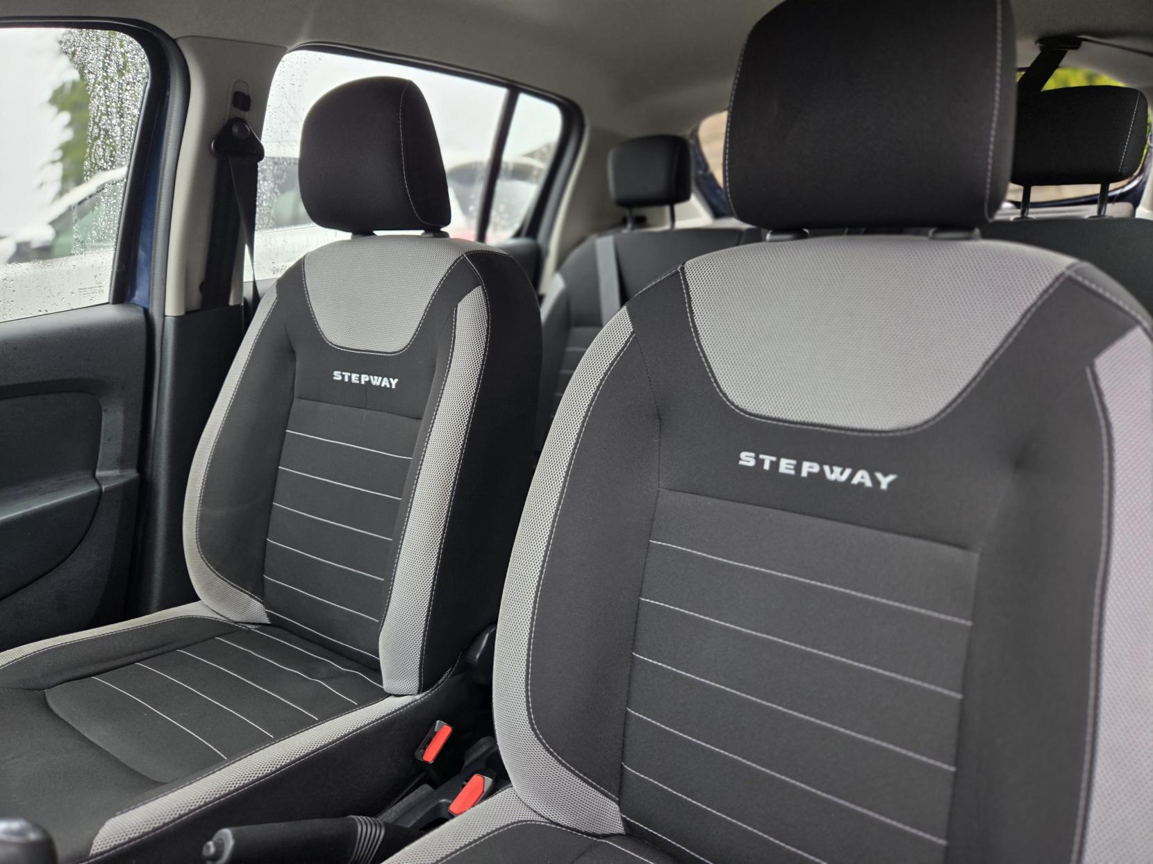 Dacia Sandero Stepway 0.9 TCe Ambiance Hatchback 5dr Petrol Manual Euro 6 (s/s) (90 ps)