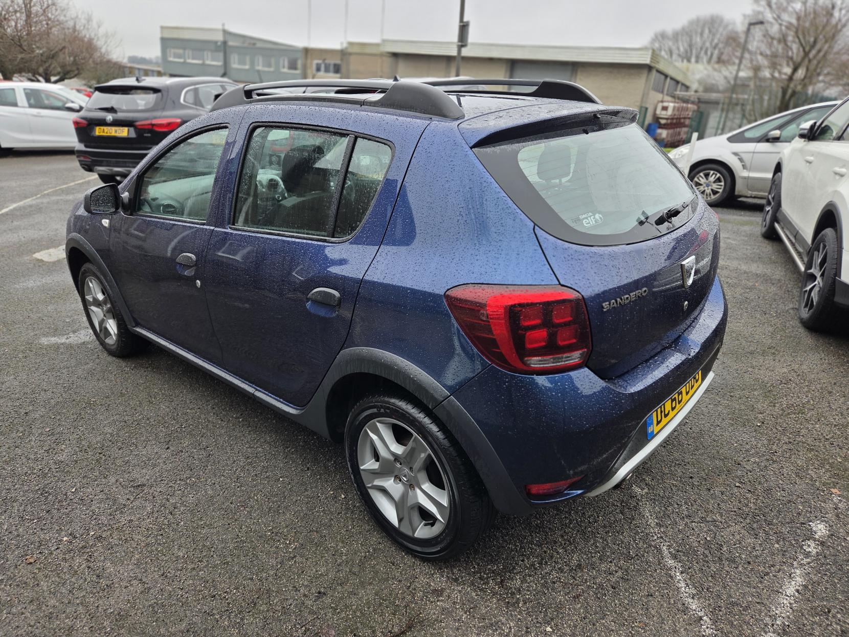 Dacia Sandero Stepway 0.9 TCe Ambiance Hatchback 5dr Petrol Manual Euro 6 (s/s) (90 ps)