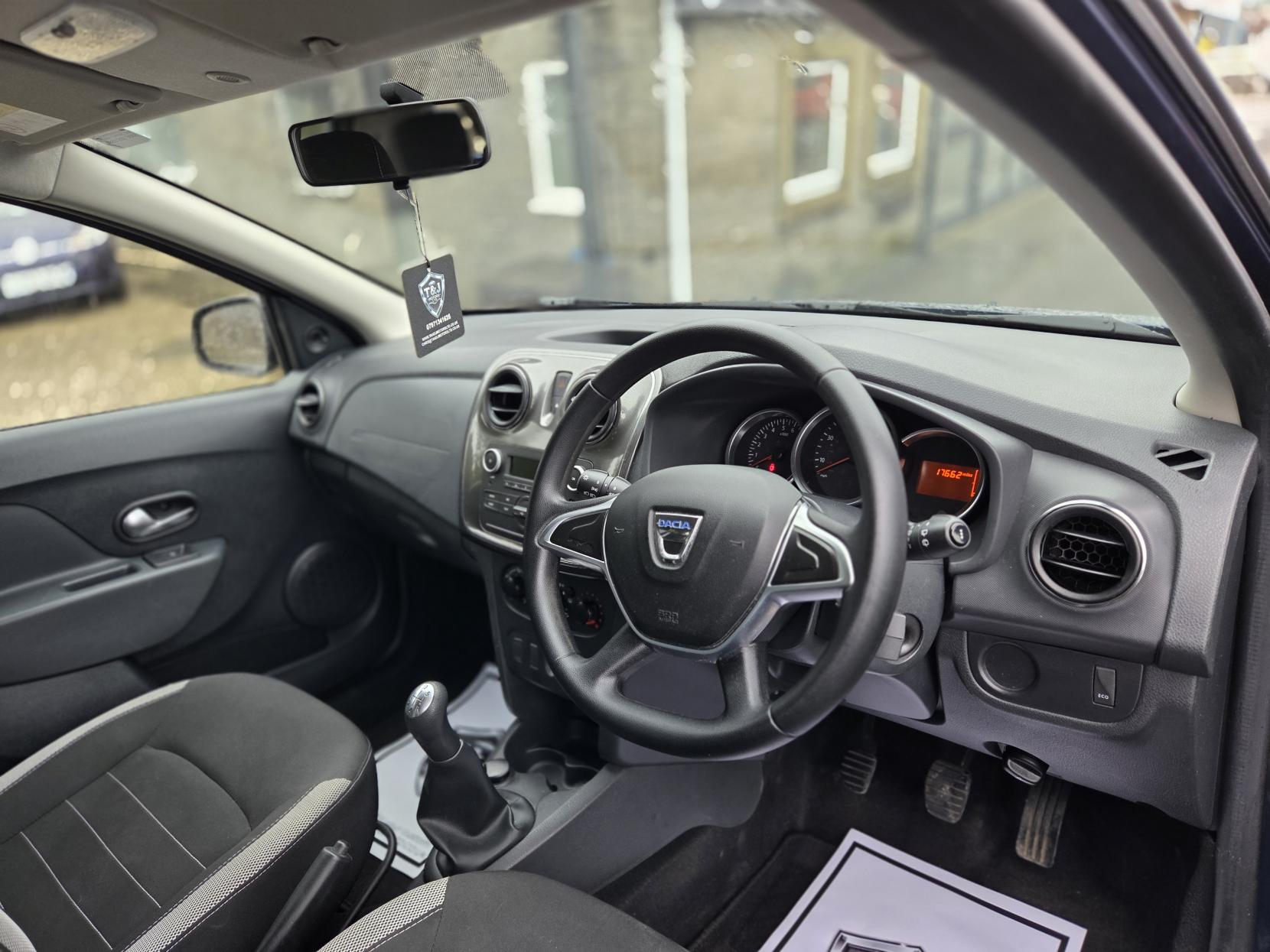 Dacia Sandero Stepway 0.9 TCe Ambiance Hatchback 5dr Petrol Manual Euro 6 (s/s) (90 ps)