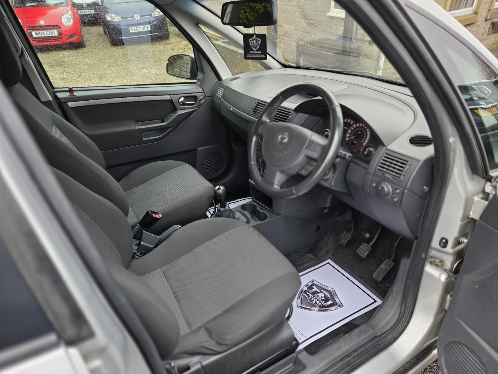 Vauxhall Meriva 1.4i 16v Active MPV 5dr Petrol Manual (148 g/km, 89 bhp)