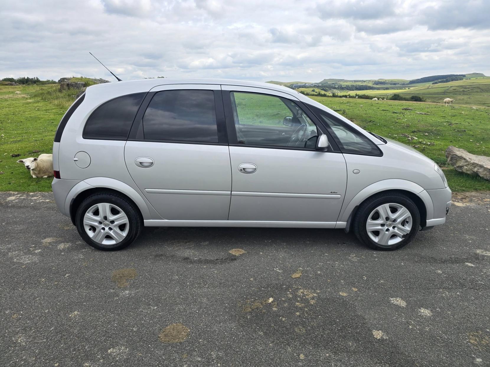 Vauxhall Meriva 1.4i 16v Active MPV 5dr Petrol Manual (148 g/km, 89 bhp)