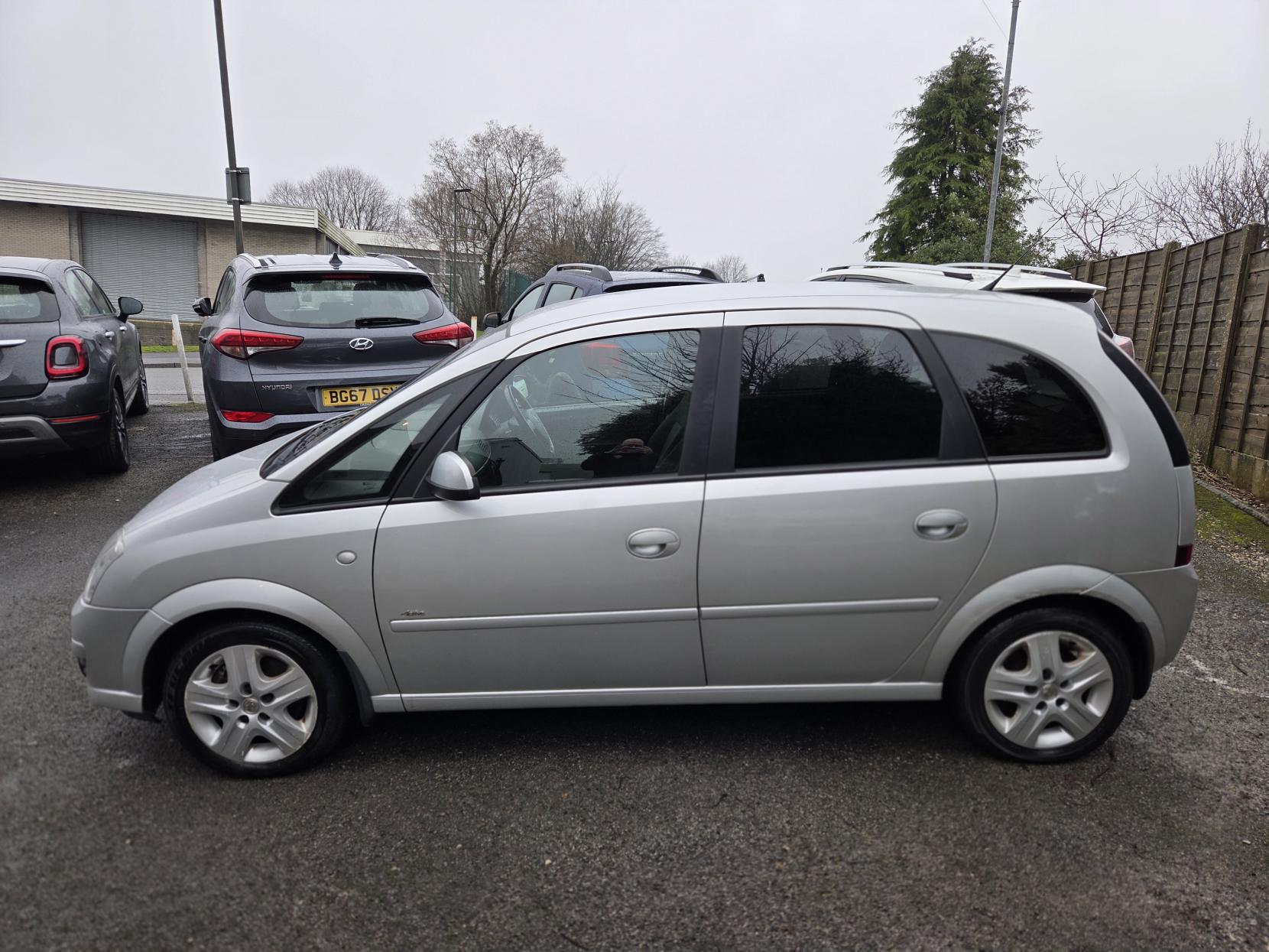 Vauxhall Meriva 1.4i 16v Active MPV 5dr Petrol Manual (148 g/km, 89 bhp)