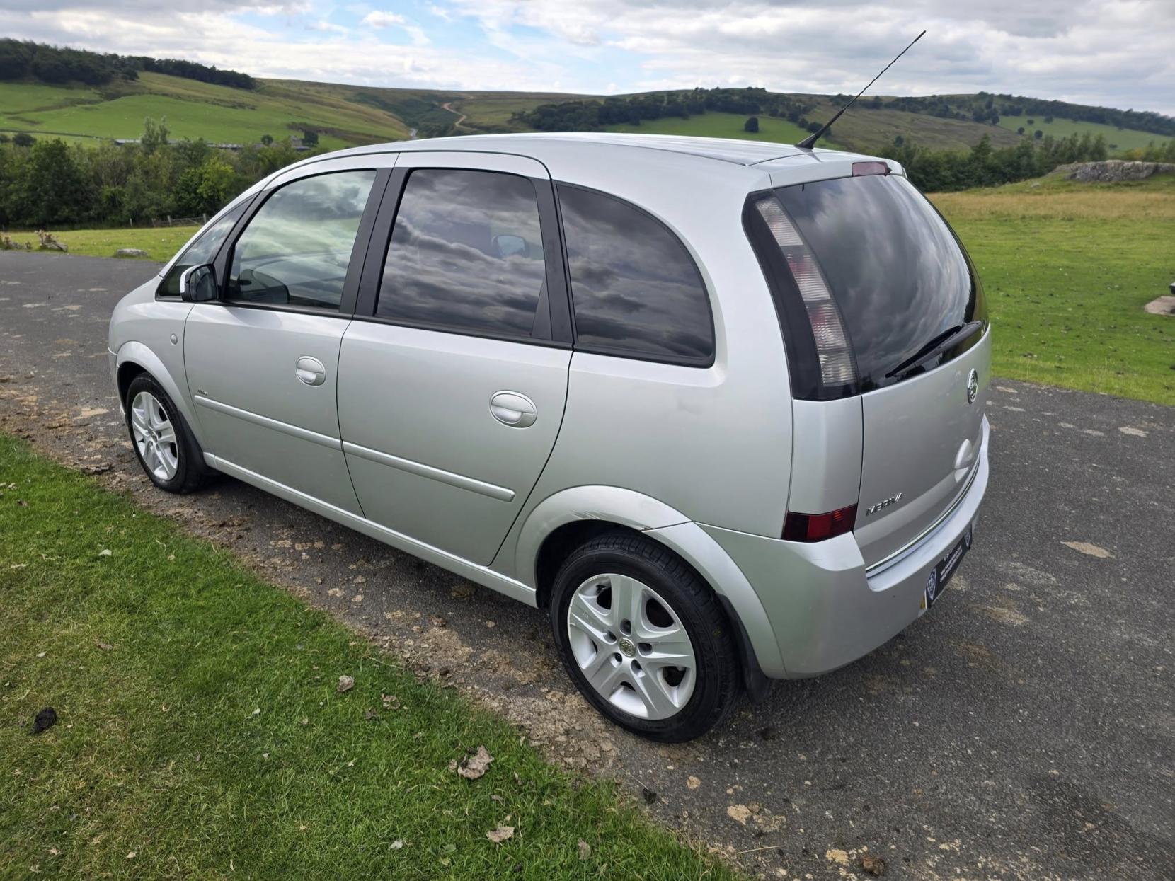 Vauxhall Meriva 1.4i 16v Active MPV 5dr Petrol Manual (148 g/km, 89 bhp)