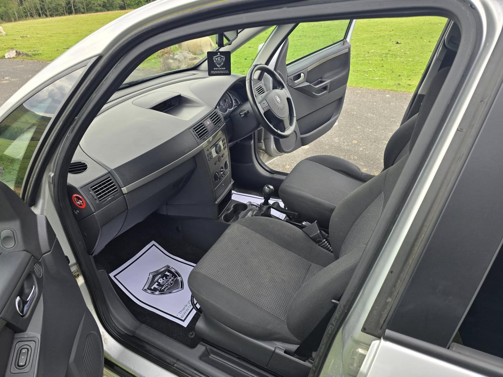 Vauxhall Meriva 1.4i 16v Active MPV 5dr Petrol Manual (148 g/km, 89 bhp)