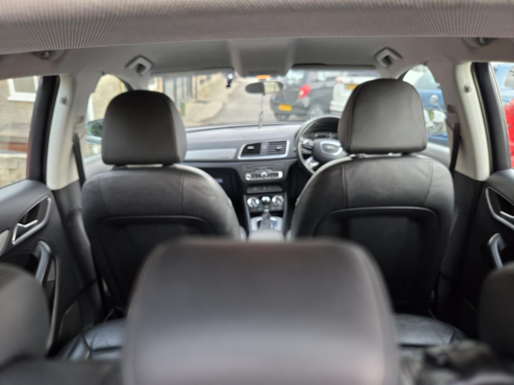 Audi Q3 2.0 TDI SE SUV 5dr Diesel S Tronic quattro Euro 5 (s/s) (177 ps)