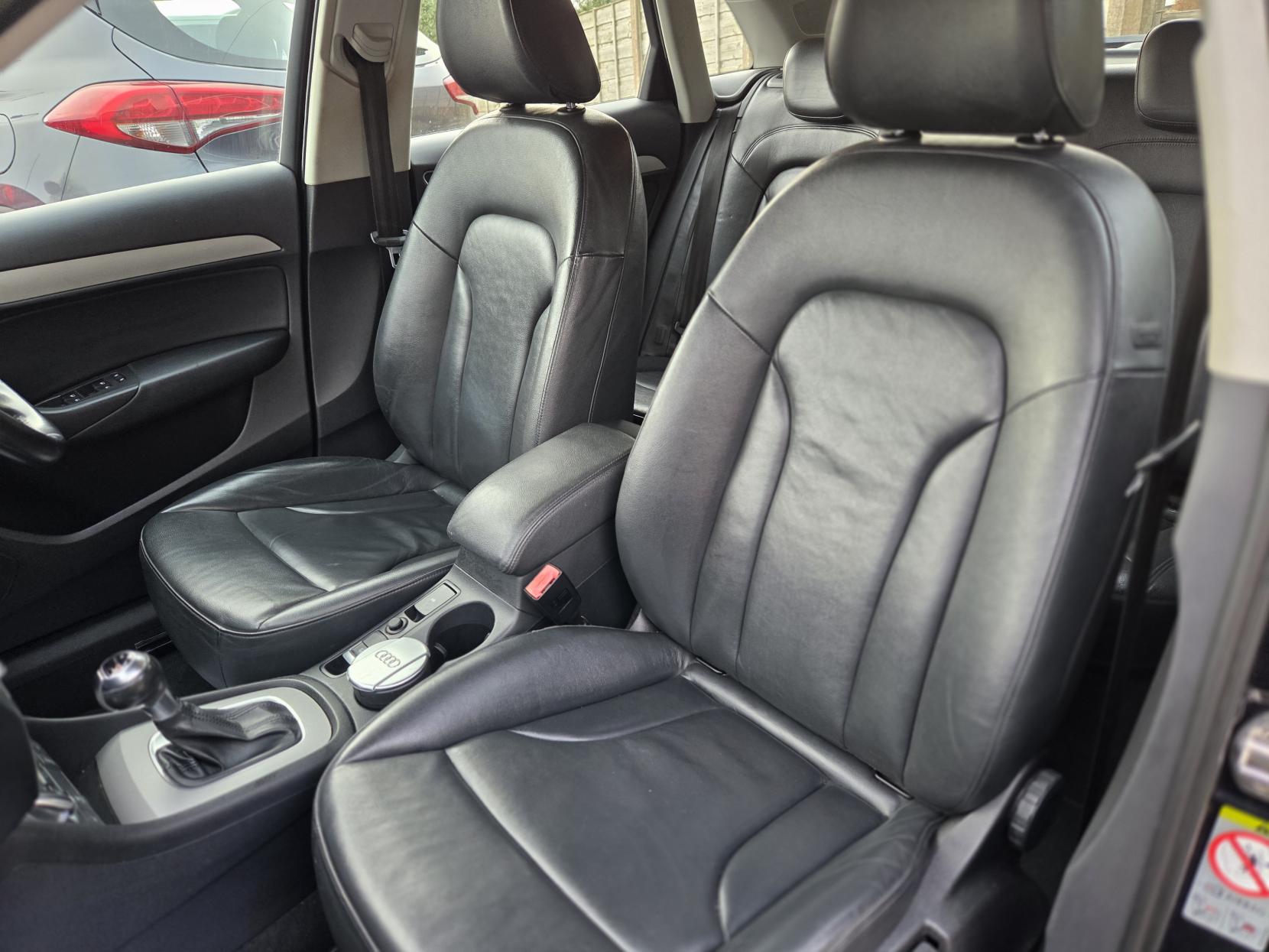 Audi Q3 2.0 TDI SE SUV 5dr Diesel S Tronic quattro Euro 5 (s/s) (177 ps)