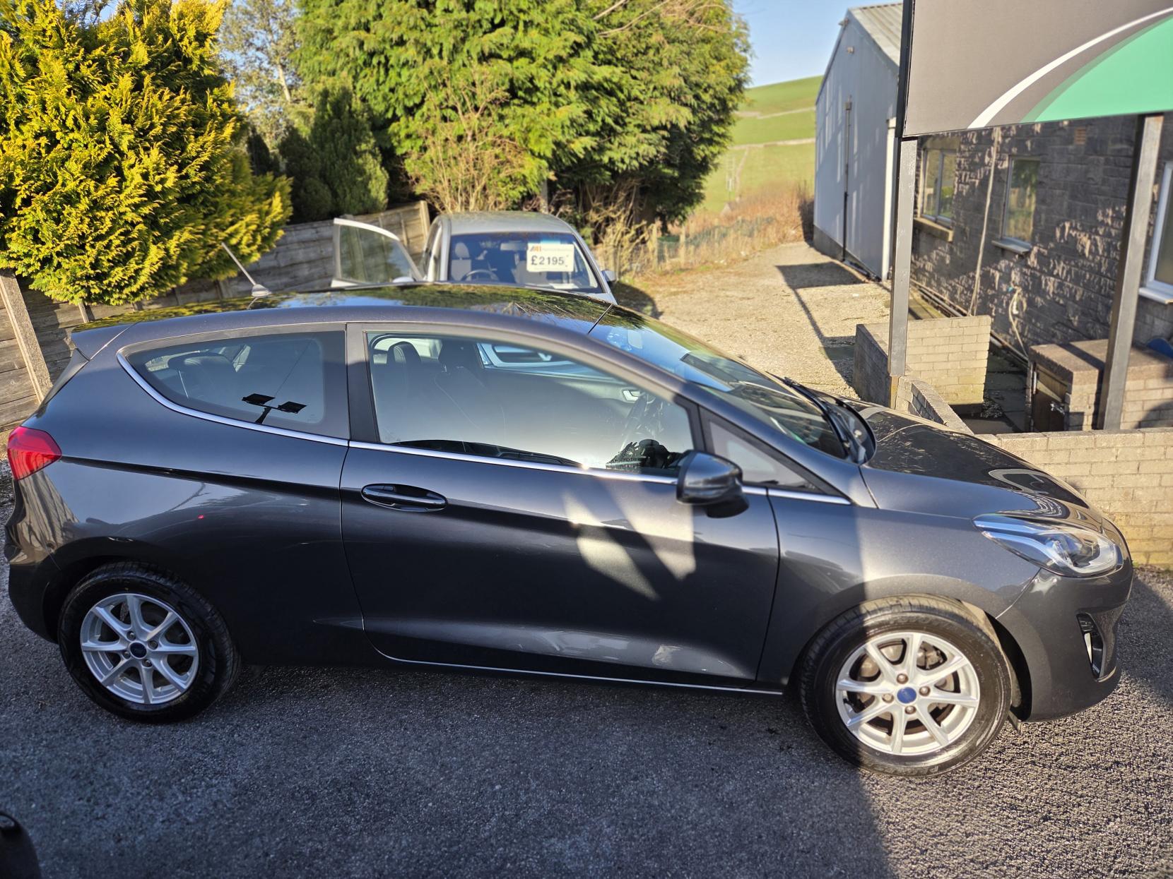 Ford Fiesta 1.1 Ti-VCT Zetec Hatchback 3dr Petrol Manual Euro 6 (s/s) (85 ps)