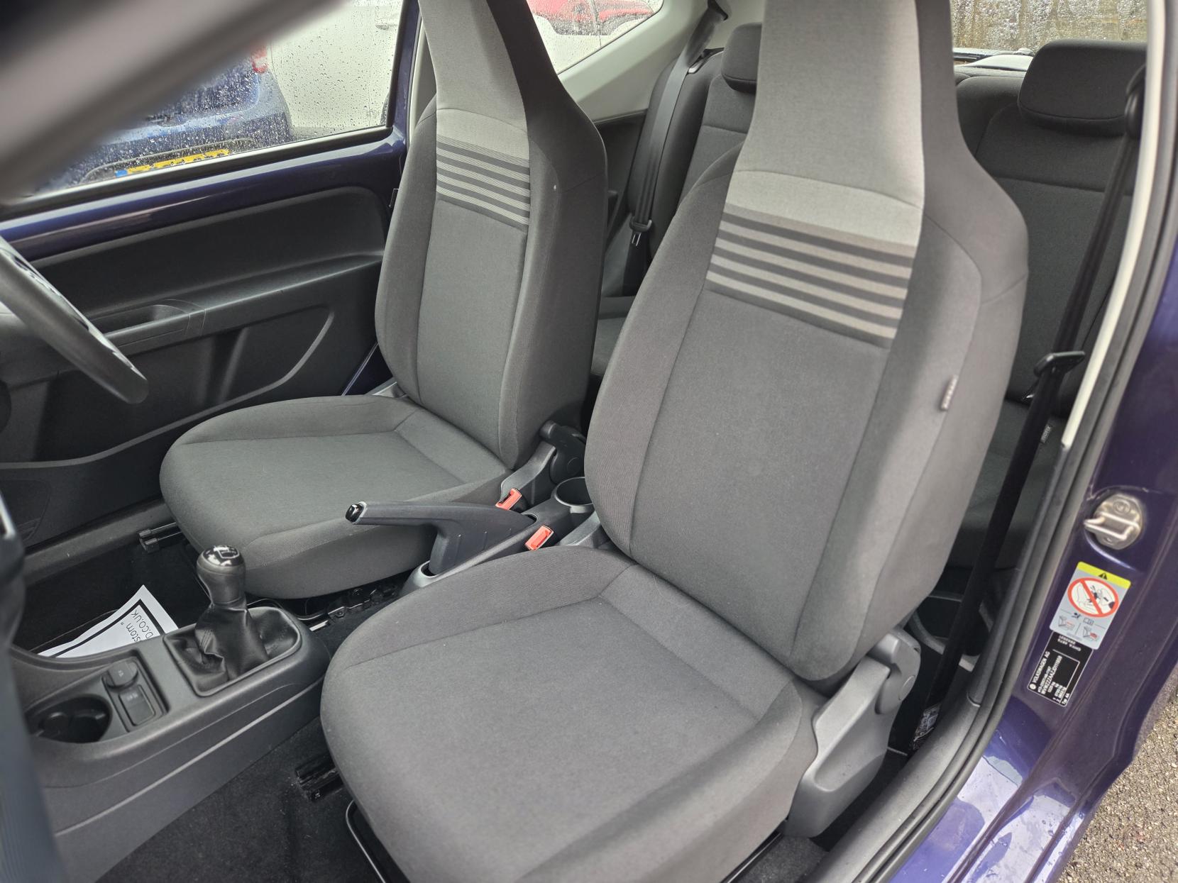 Volkswagen up! 1.0 Move up! Hatchback 3dr Petrol Manual Euro 6 (s/s) (60 ps)