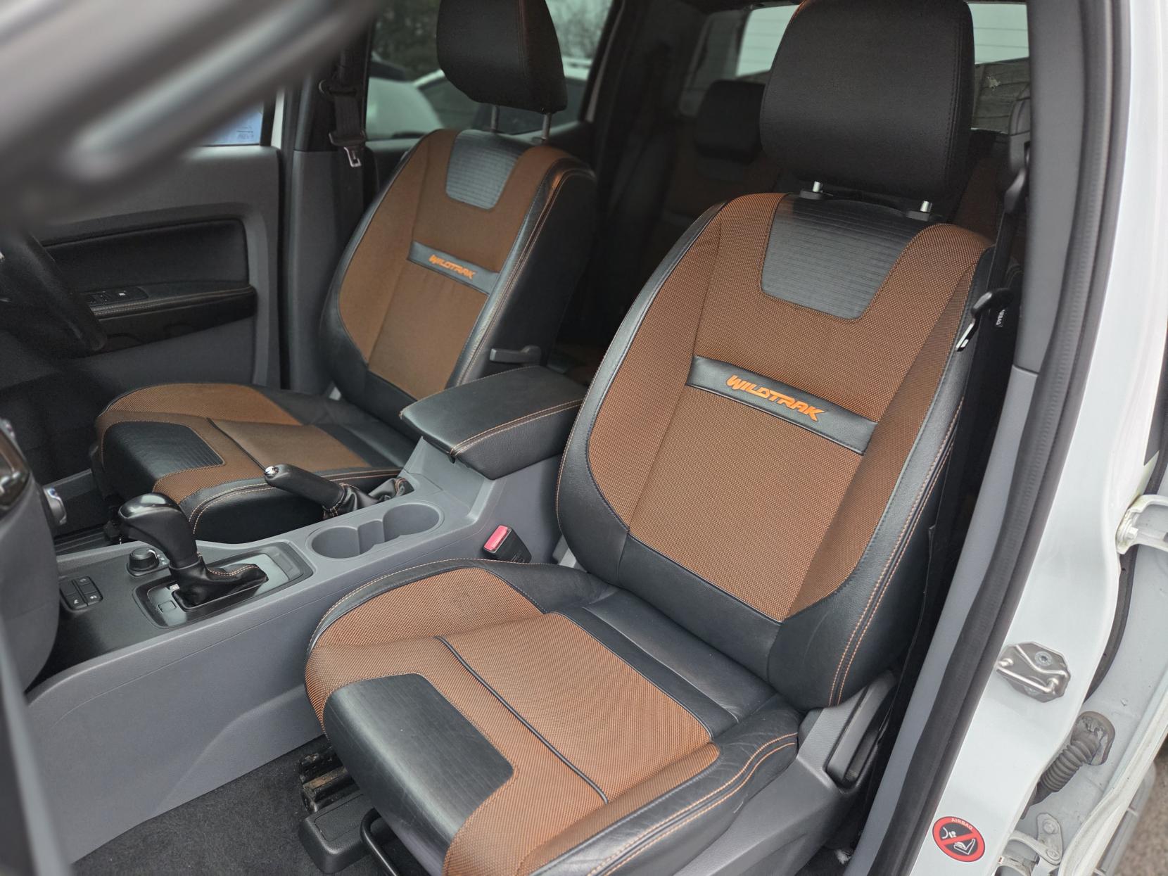 Ford Ranger 3.2 TDCi Wildtrak Pickup Double Cab 4dr Diesel Auto 4WD Euro 5 (200 ps)