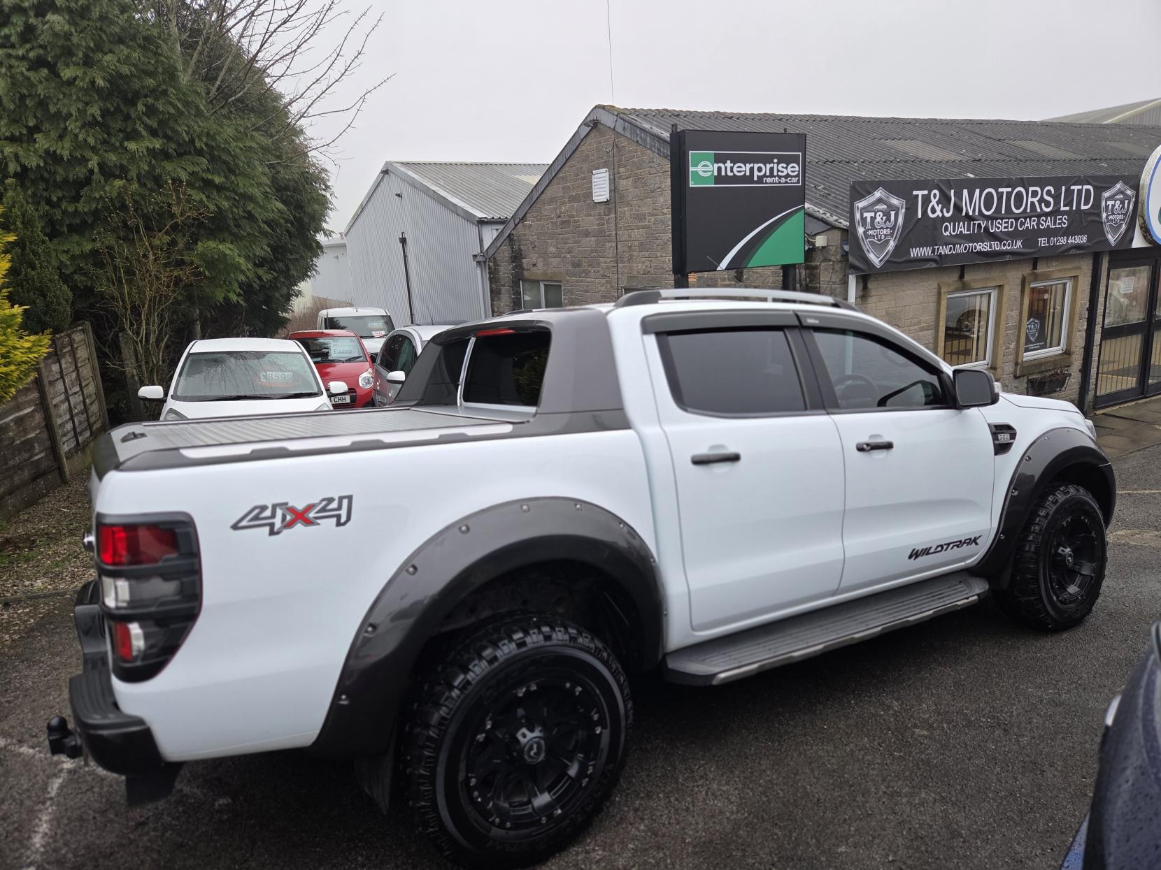 Ford Ranger 3.2 TDCi Wildtrak Pickup Double Cab 4dr Diesel Auto 4WD Euro 5 (200 ps)