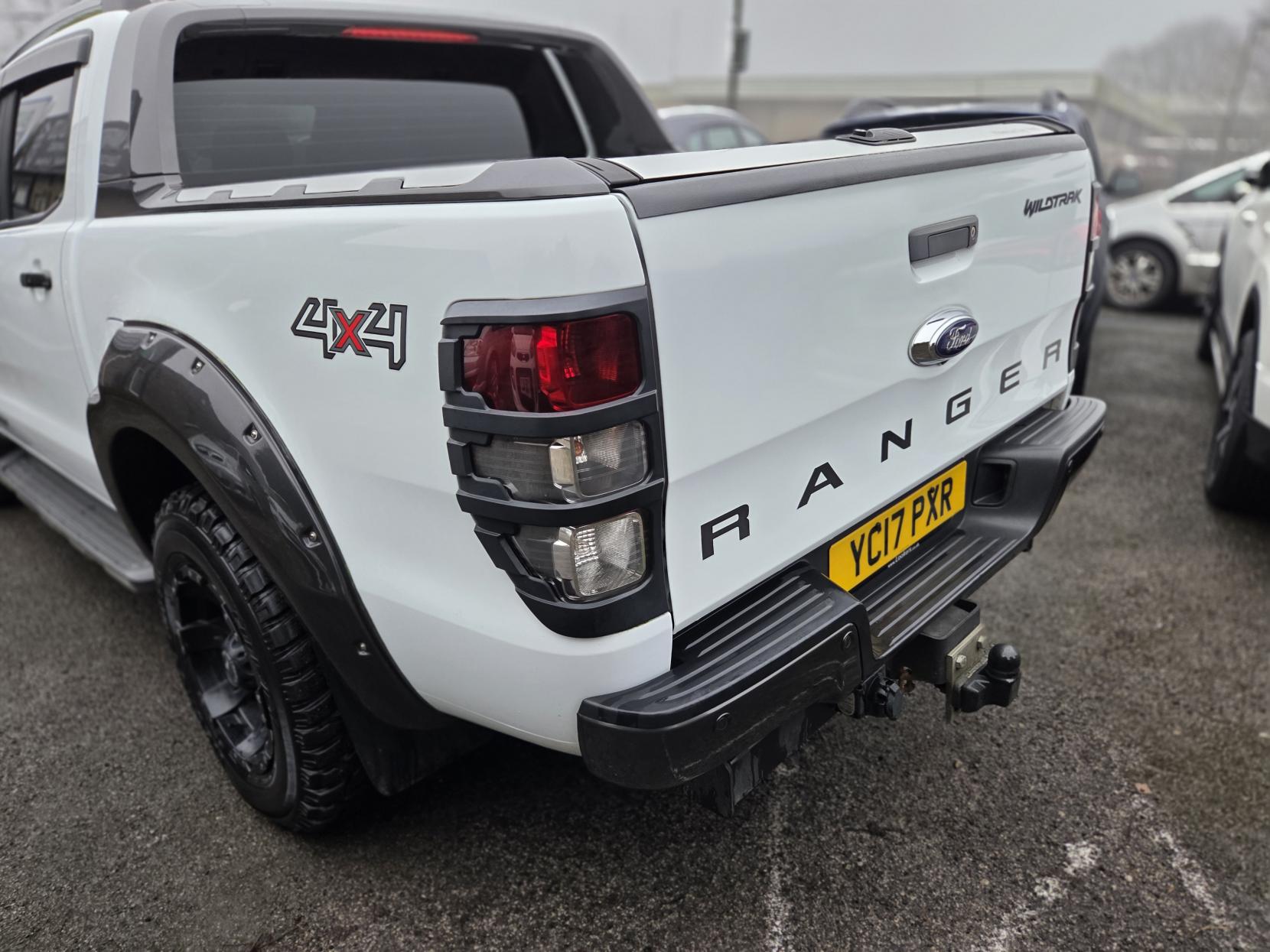 Ford Ranger 3.2 TDCi Wildtrak Pickup Double Cab 4dr Diesel Auto 4WD Euro 5 (200 ps)