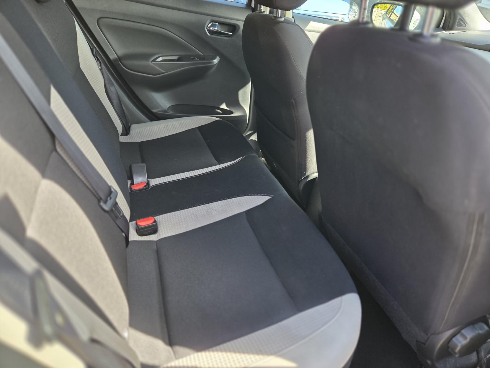 Nissan Micra 1.0 IG-T Tekna Hatchback 5dr Petrol XTRON Euro 6 (s/s) (100 ps)