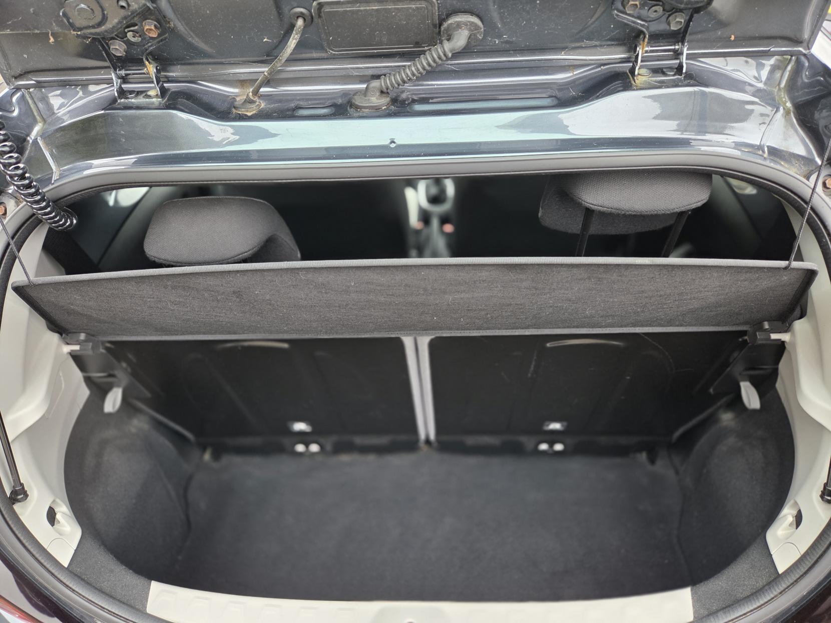 Toyota AYGO 1.0 VVT-i x-play Hatchback 5dr Petrol Manual Euro 6 (71 ps)