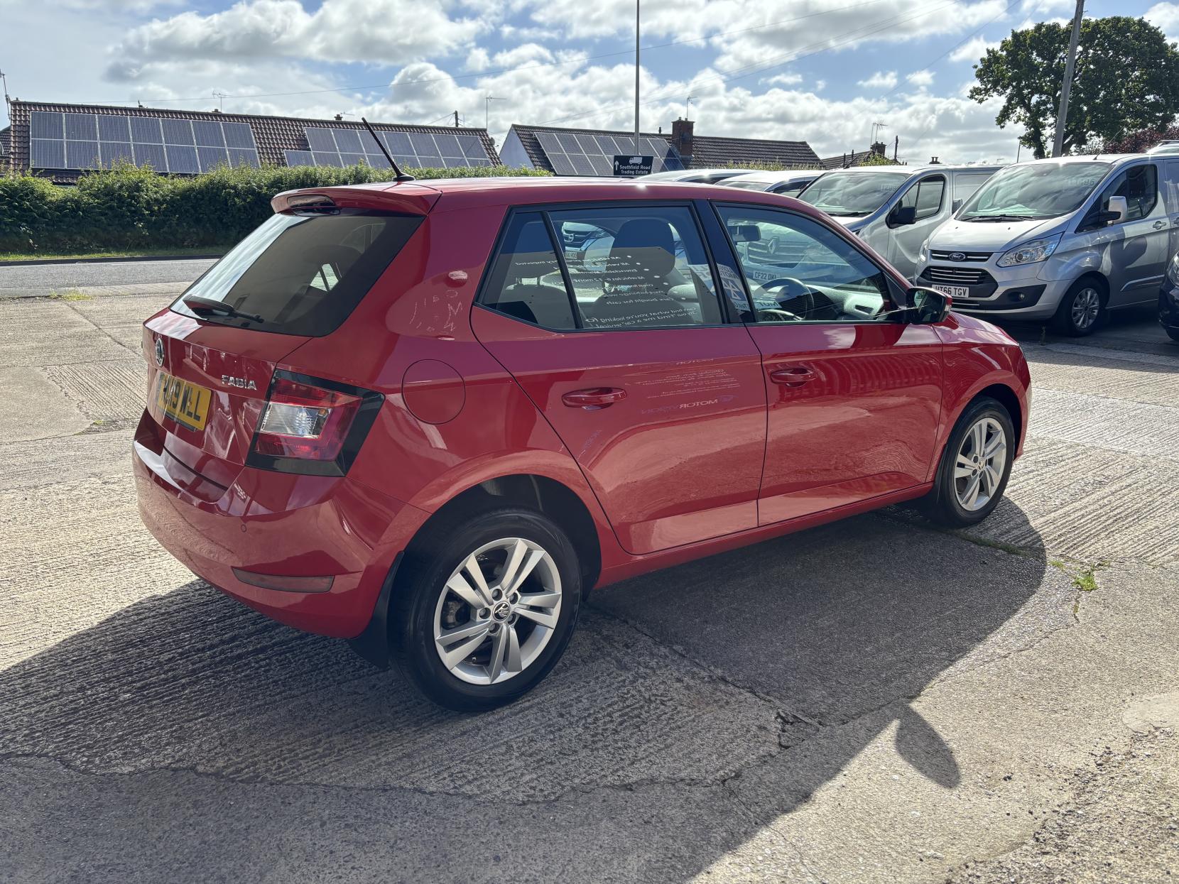 2019 Skoda Fabia thumbnail 8
