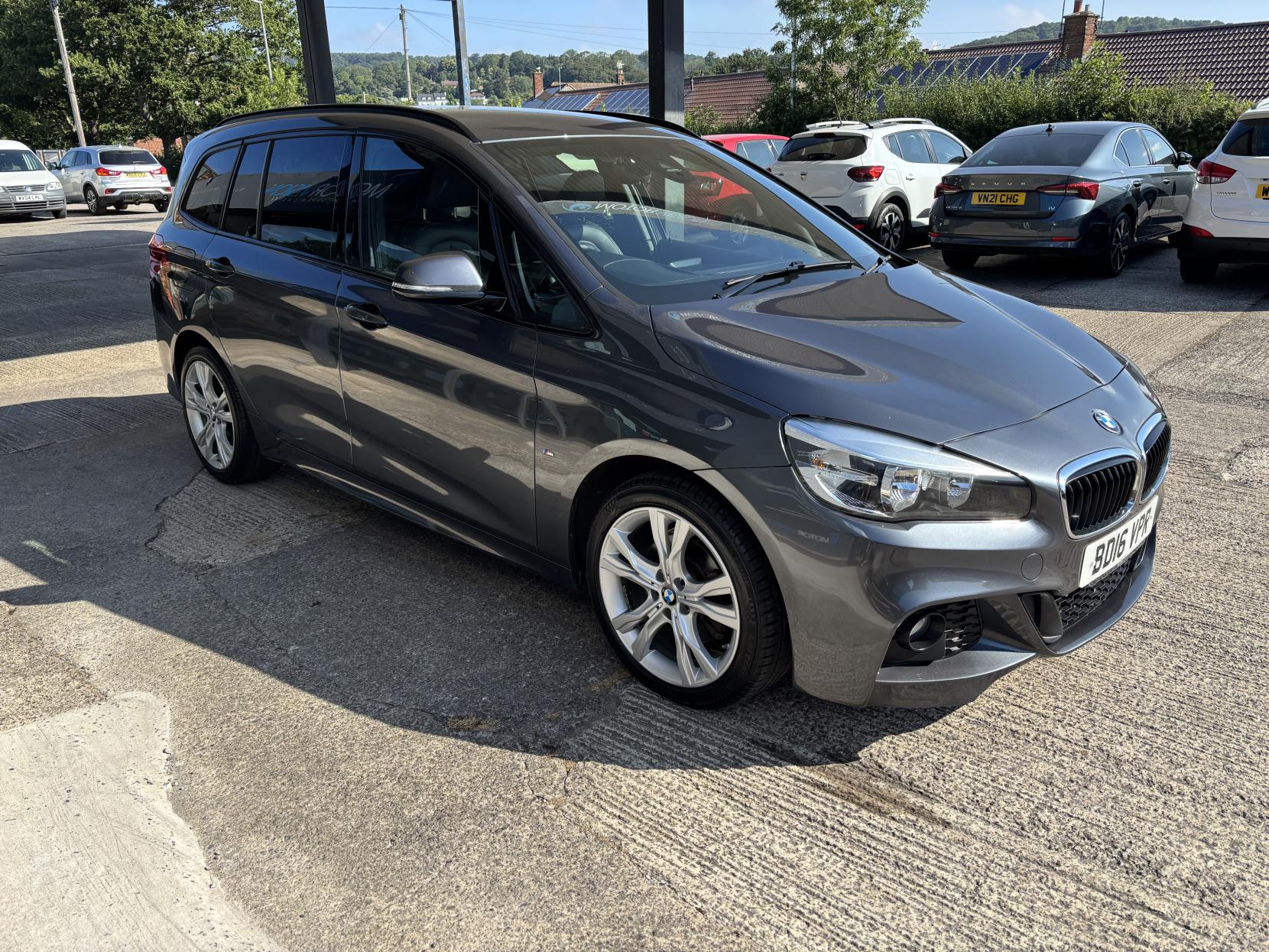 2016 BMW 2 Series thumbnail 7