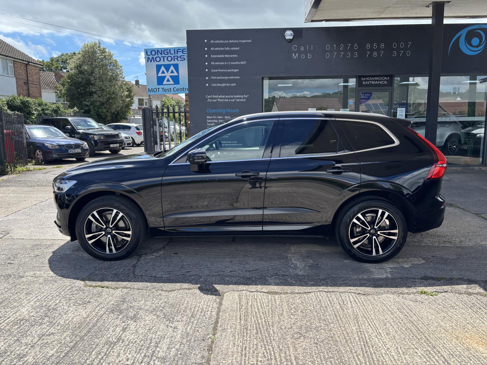 2019 Volvo XC60 thumbnail 2