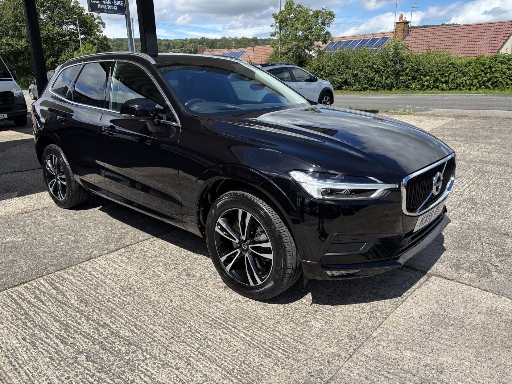 2019 Volvo XC60 thumbnail 5
