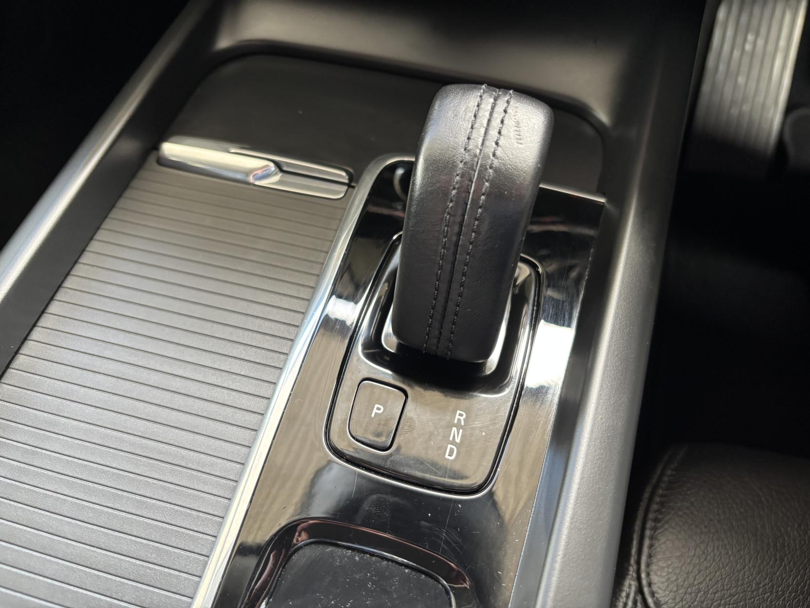 2019 Volvo XC60 thumbnail 11