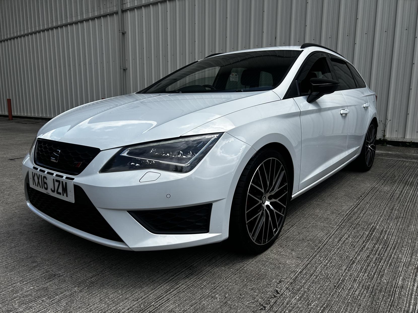 SEAT Leon 2.0 TSI Cupra 290 Sport Tourer 5dr Petrol DSG Euro 6 (s/s) (290 ps)