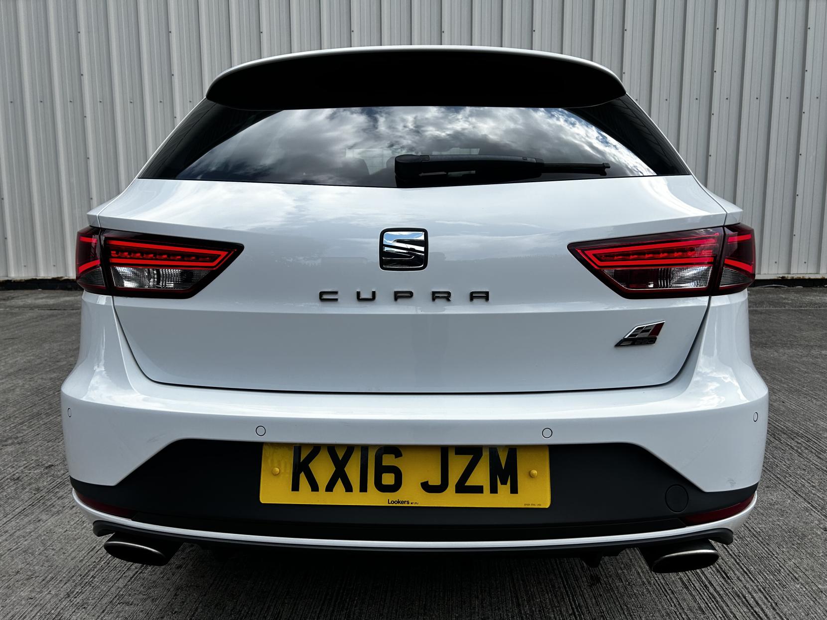SEAT Leon 2.0 TSI Cupra 290 Sport Tourer 5dr Petrol DSG Euro 6 (s/s) (290 ps)
