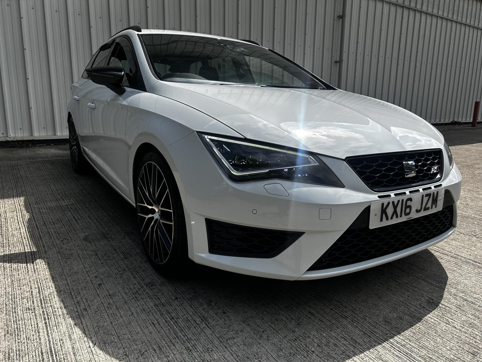 SEAT Leon 2.0 TSI Cupra 290 Sport Tourer 5dr Petrol DSG Euro 6 (s/s) (290 ps)