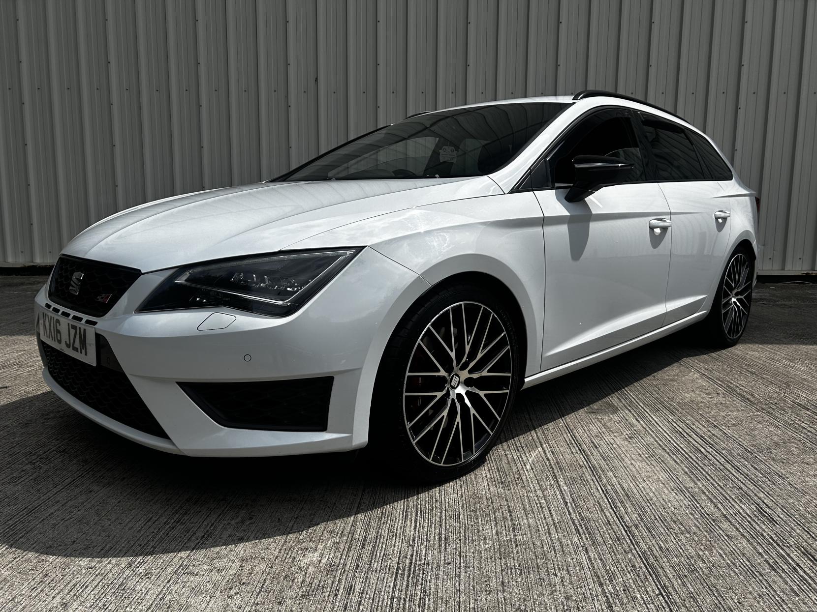 SEAT Leon 2.0 TSI Cupra 290 Sport Tourer 5dr Petrol DSG Euro 6 (s/s) (290 ps)