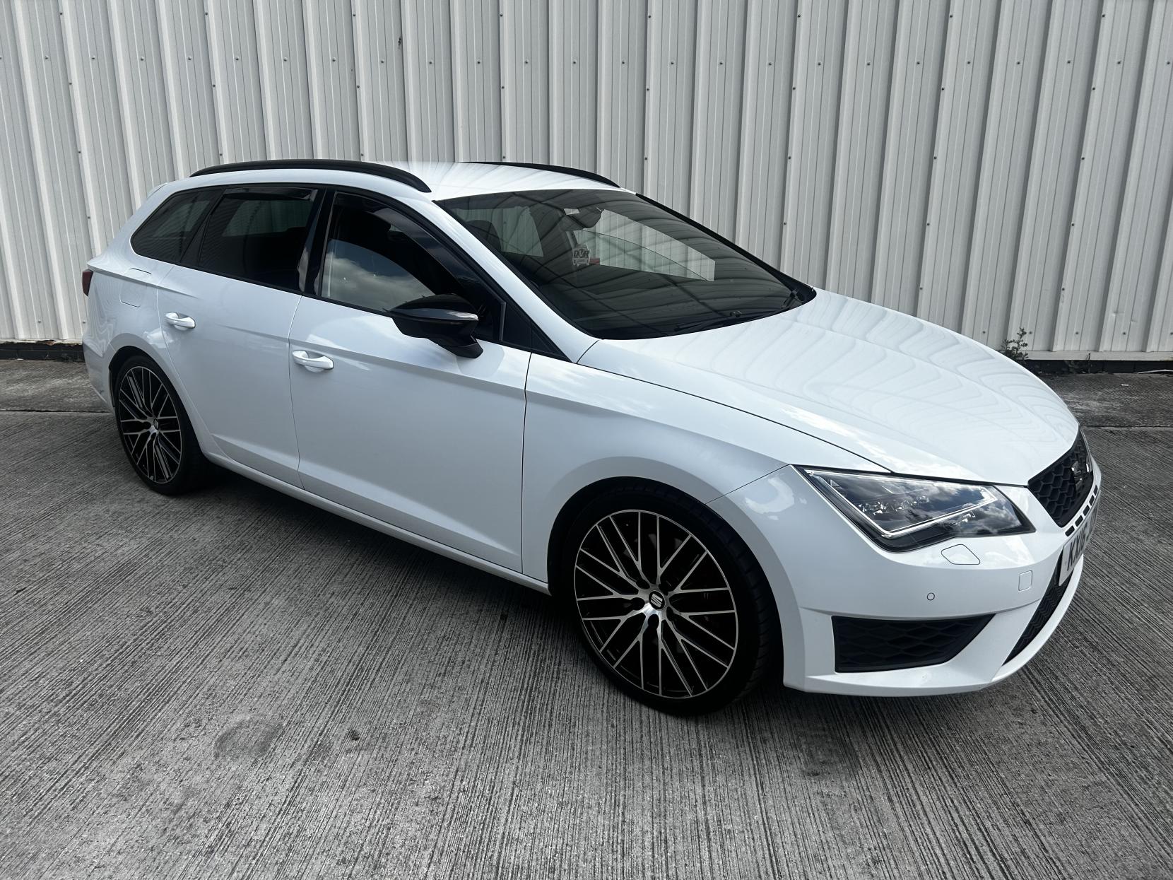 SEAT Leon 2.0 TSI Cupra 290 Sport Tourer 5dr Petrol DSG Euro 6 (s/s) (290 ps)