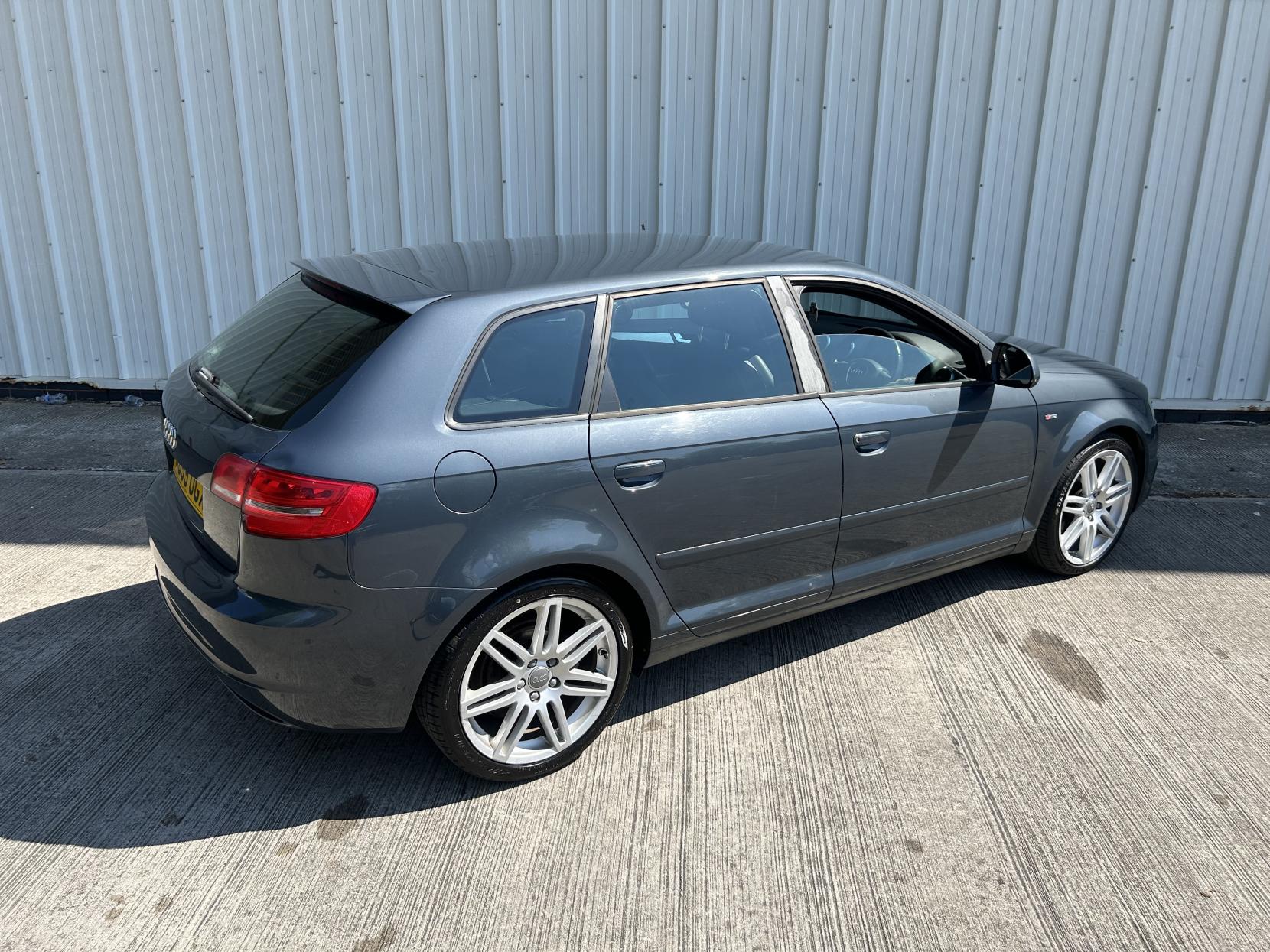 Audi A3 1.8 TFSI S line Sportback 5dr Petrol S Tronic Euro 4 (160 ps)