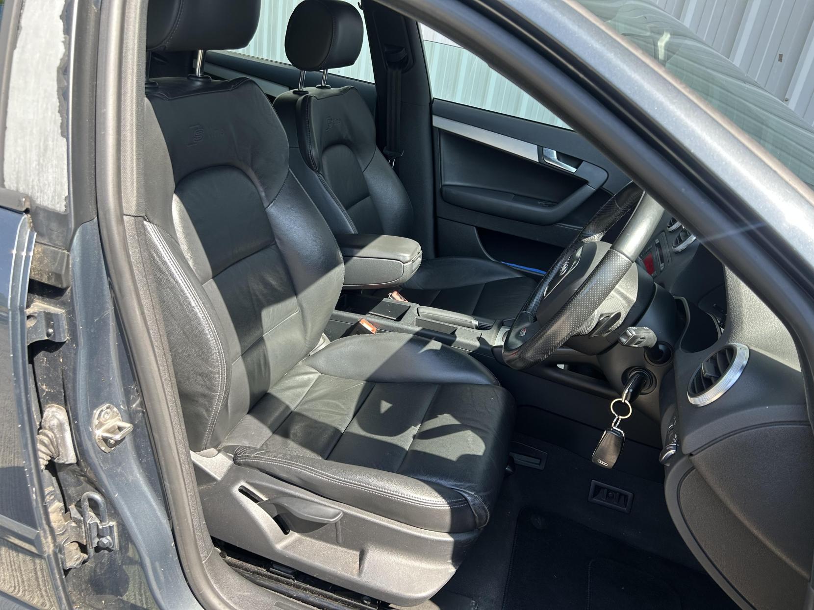 Audi A3 1.8 TFSI S line Sportback 5dr Petrol S Tronic Euro 4 (160 ps)