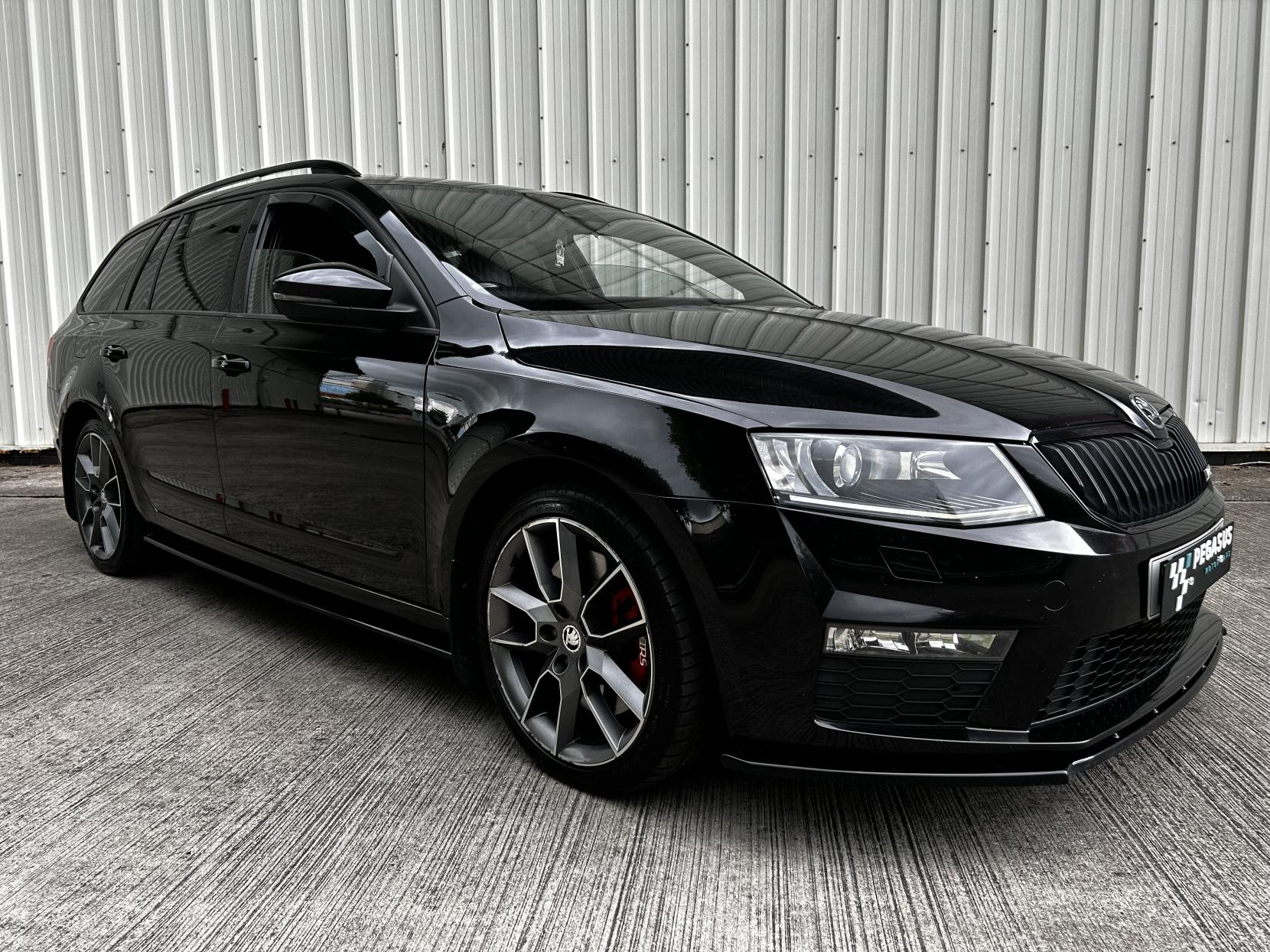 Skoda Octavia 2.0 TFSI vRS Estate 5dr Petrol DSG Euro 6 (s/s) (220 ps)