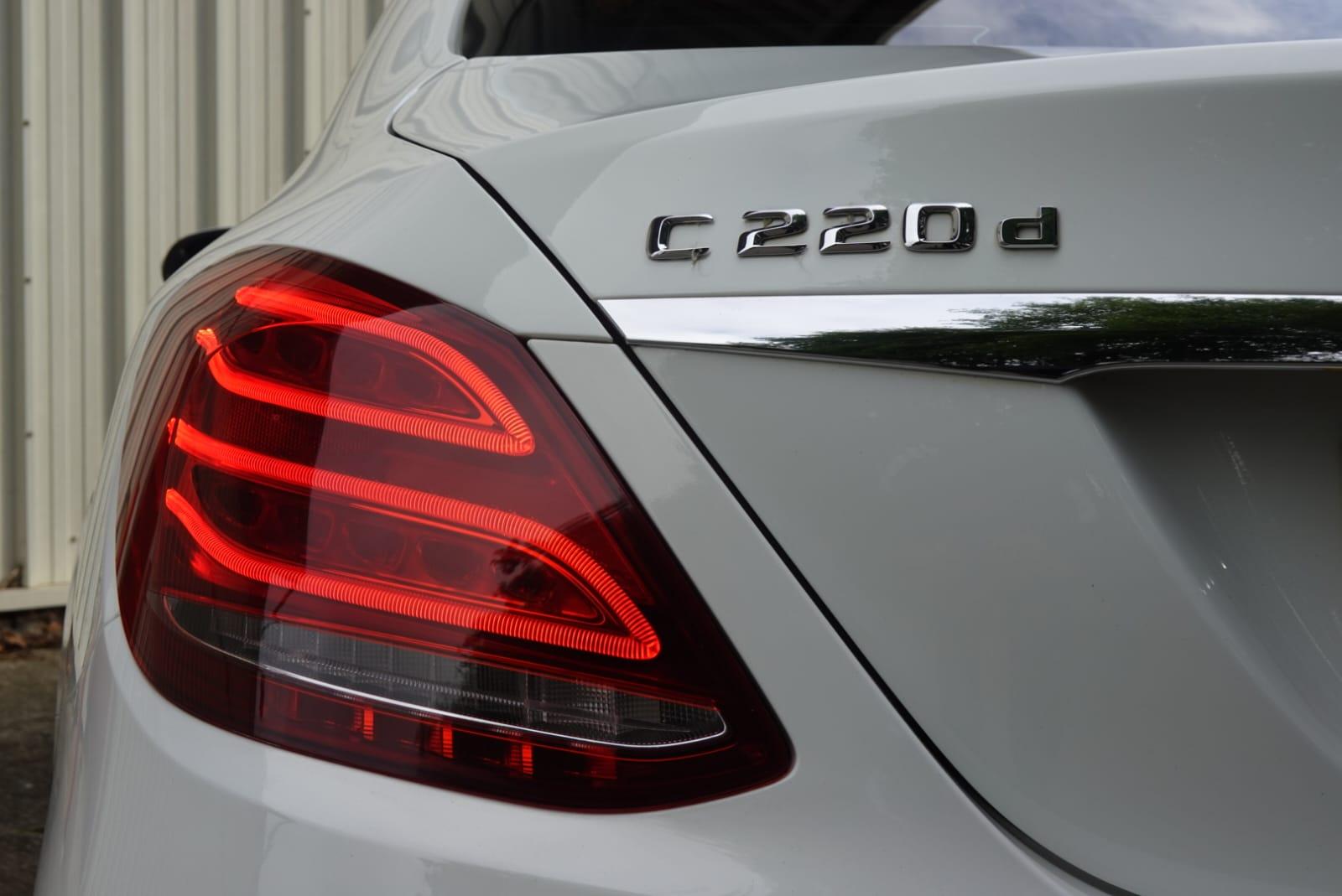 Mercedes-Benz C Class 2.1 C220d AMG Line (Premium) Saloon 4dr Diesel 7G-Tronic+ Euro 6 (s/s) (170 ps)