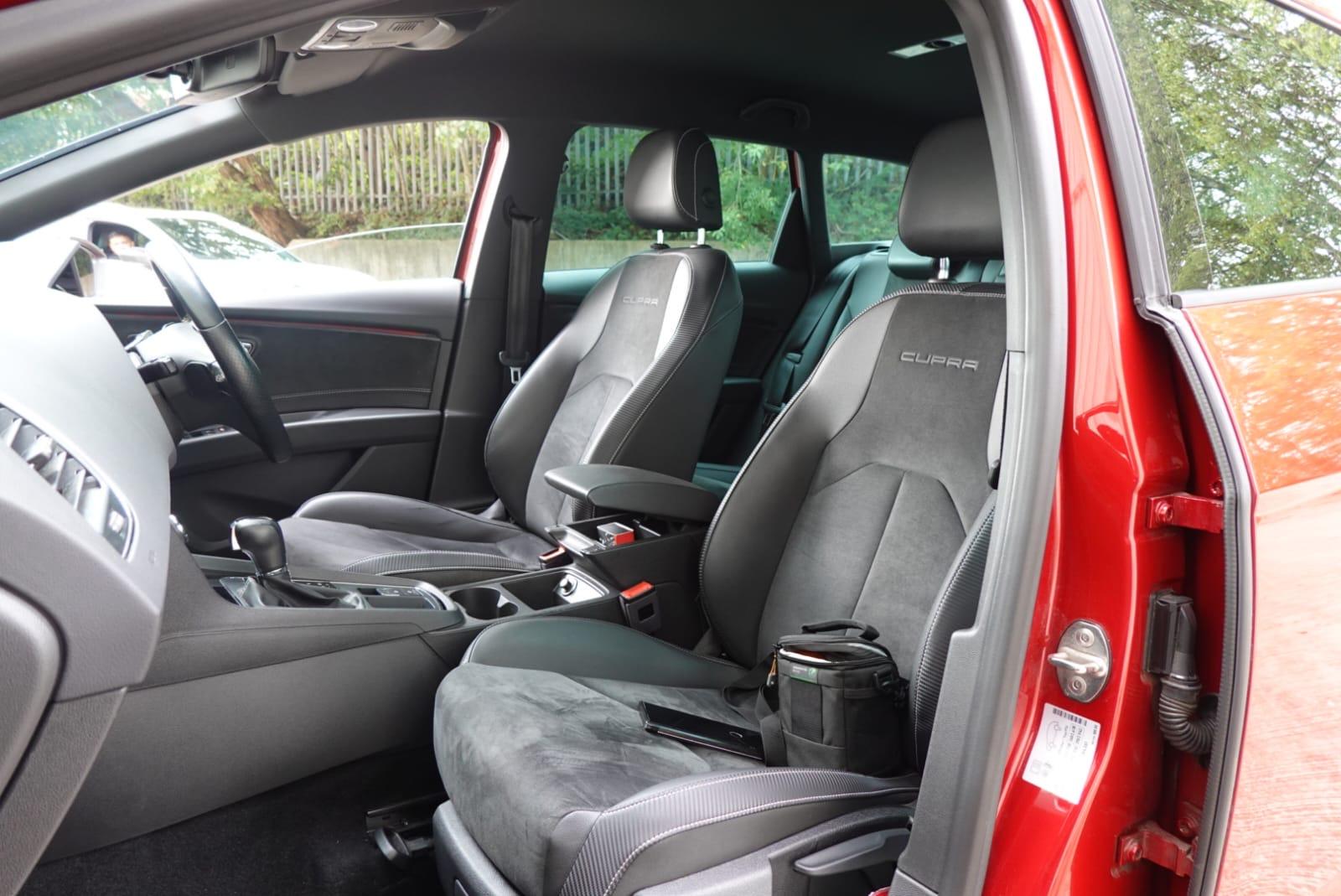 SEAT Leon 2.0 TSI Cupra 300 ST 5dr Petrol DSG 7 Spd 4Drive Euro 6 (s/s) (300 ps)