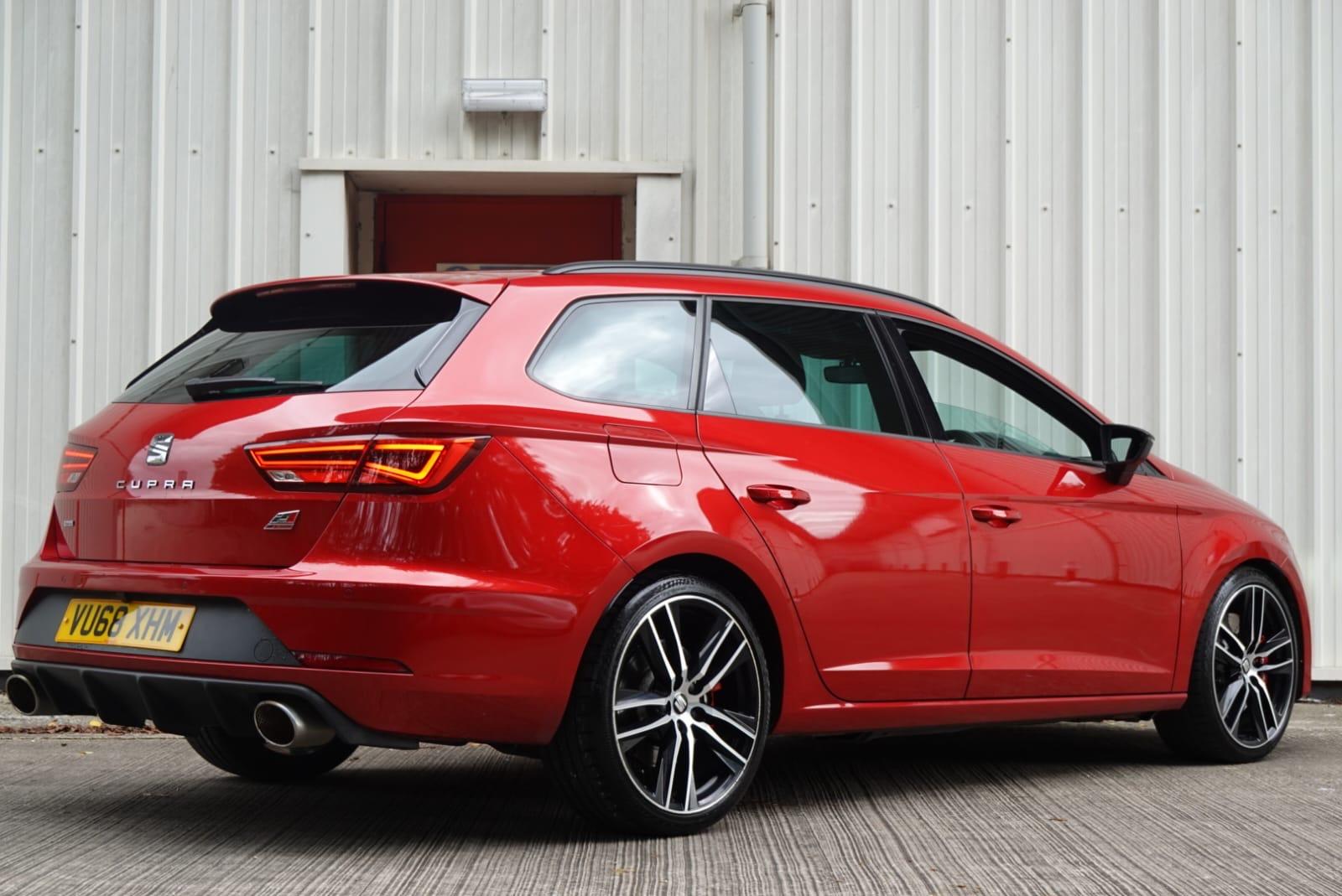 SEAT Leon 2.0 TSI Cupra 300 ST 5dr Petrol DSG 7 Spd 4Drive Euro 6 (s/s) (300 ps)