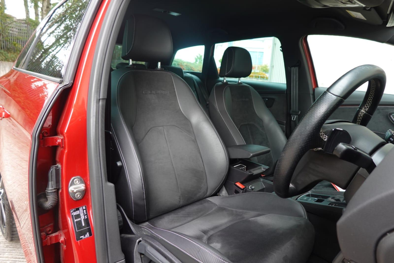 SEAT Leon 2.0 TSI Cupra 300 ST 5dr Petrol DSG 7 Spd 4Drive Euro 6 (s/s) (300 ps)