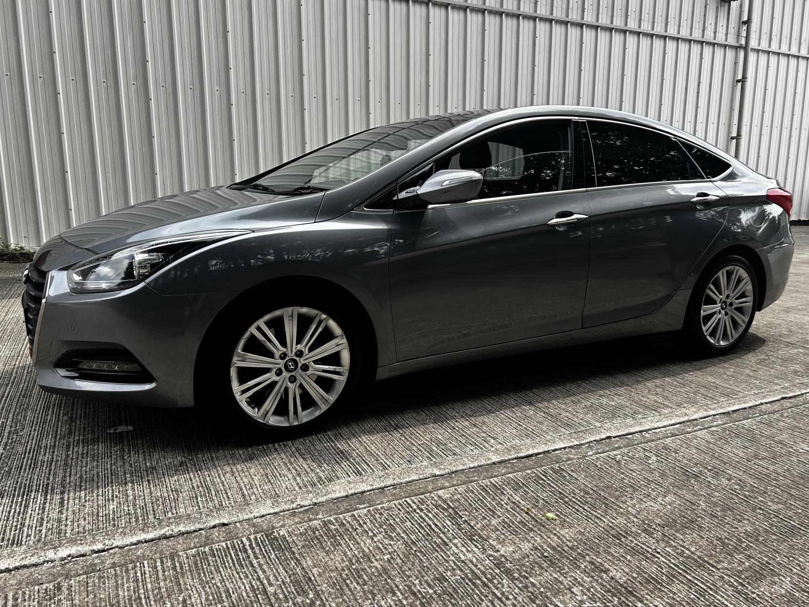 Hyundai i40 1.7 CRDi Blue Drive Premium Saloon 4dr Diesel Manual Euro 6 (s/s) (141 ps)