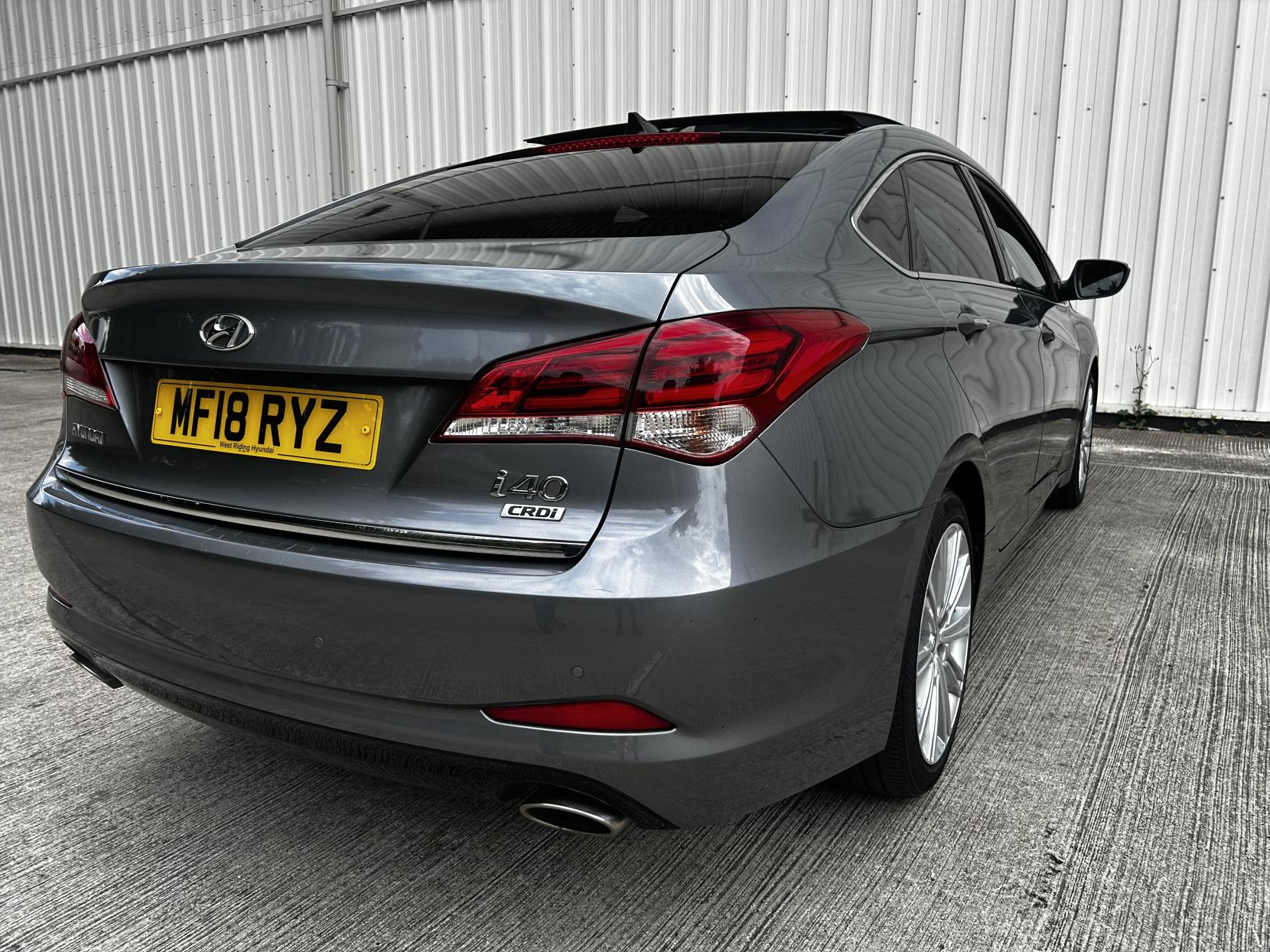 Hyundai i40 1.7 CRDi Blue Drive Premium Saloon 4dr Diesel Manual Euro 6 (s/s) (141 ps)
