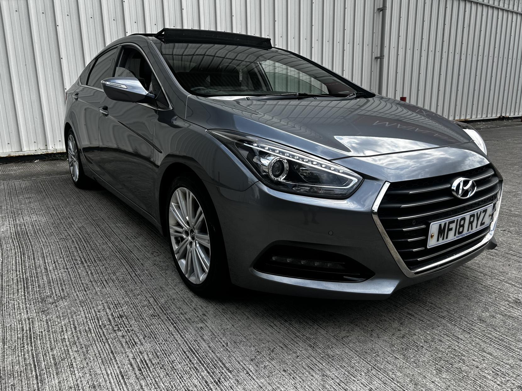 Hyundai i40 1.7 CRDi Blue Drive Premium Saloon 4dr Diesel Manual Euro 6 (s/s) (141 ps)