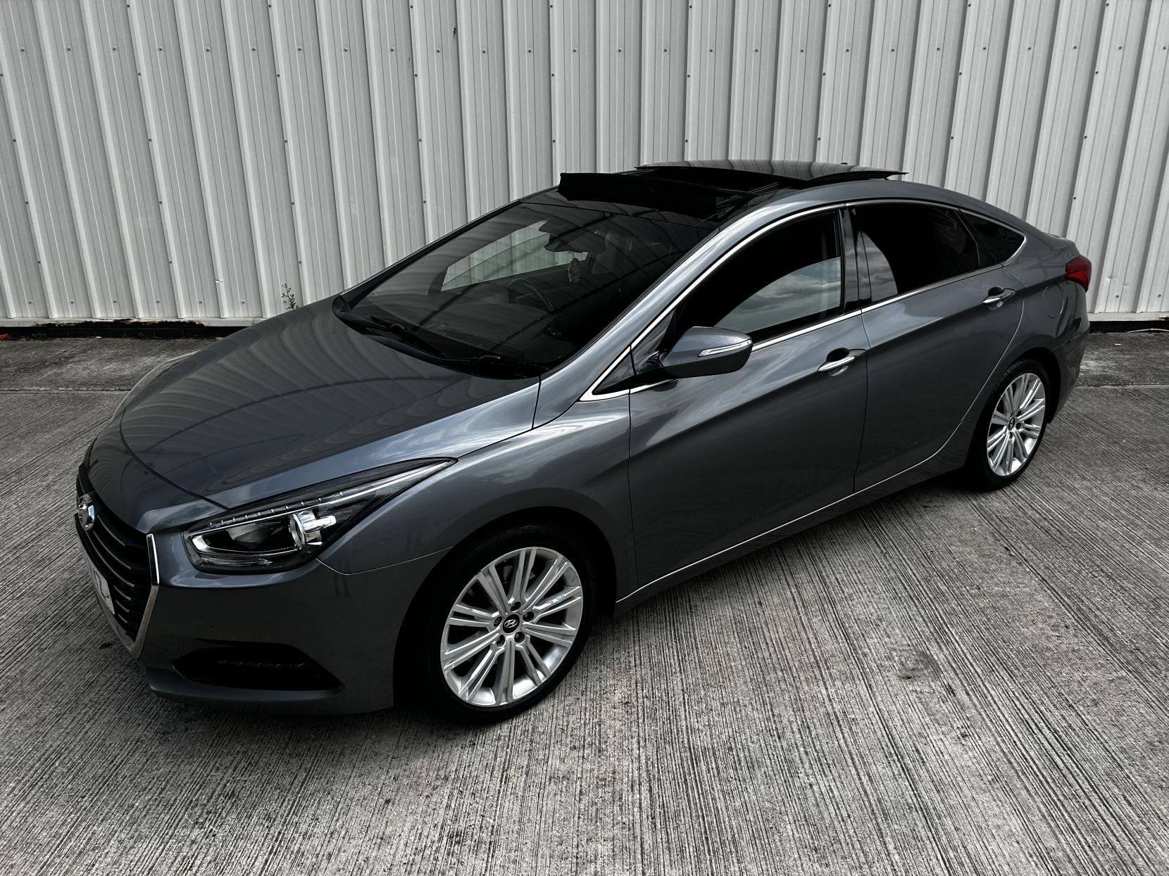 Hyundai i40 1.7 CRDi Blue Drive Premium Saloon 4dr Diesel Manual Euro 6 (s/s) (141 ps)