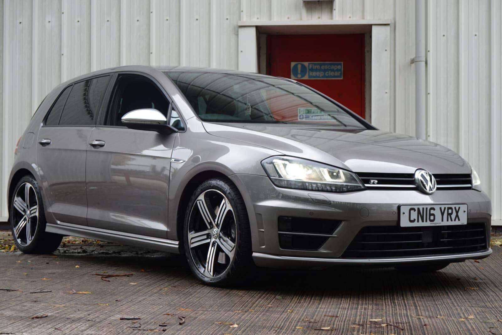 Volkswagen Golf 2.0 TSI BlueMotion Tech R Hatchback 5dr Petrol Manual 4Motion Euro 6 (s/s) (300 ps)