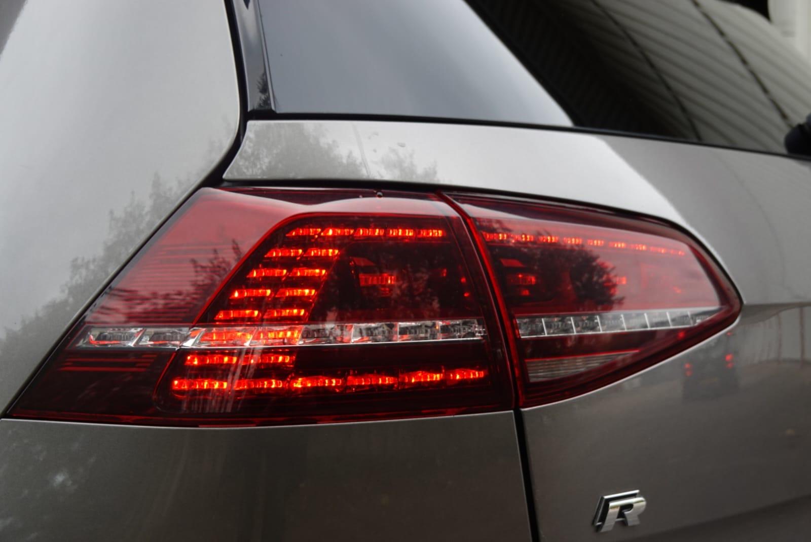 Volkswagen Golf 2.0 TSI BlueMotion Tech R Hatchback 5dr Petrol Manual 4Motion Euro 6 (s/s) (300 ps)